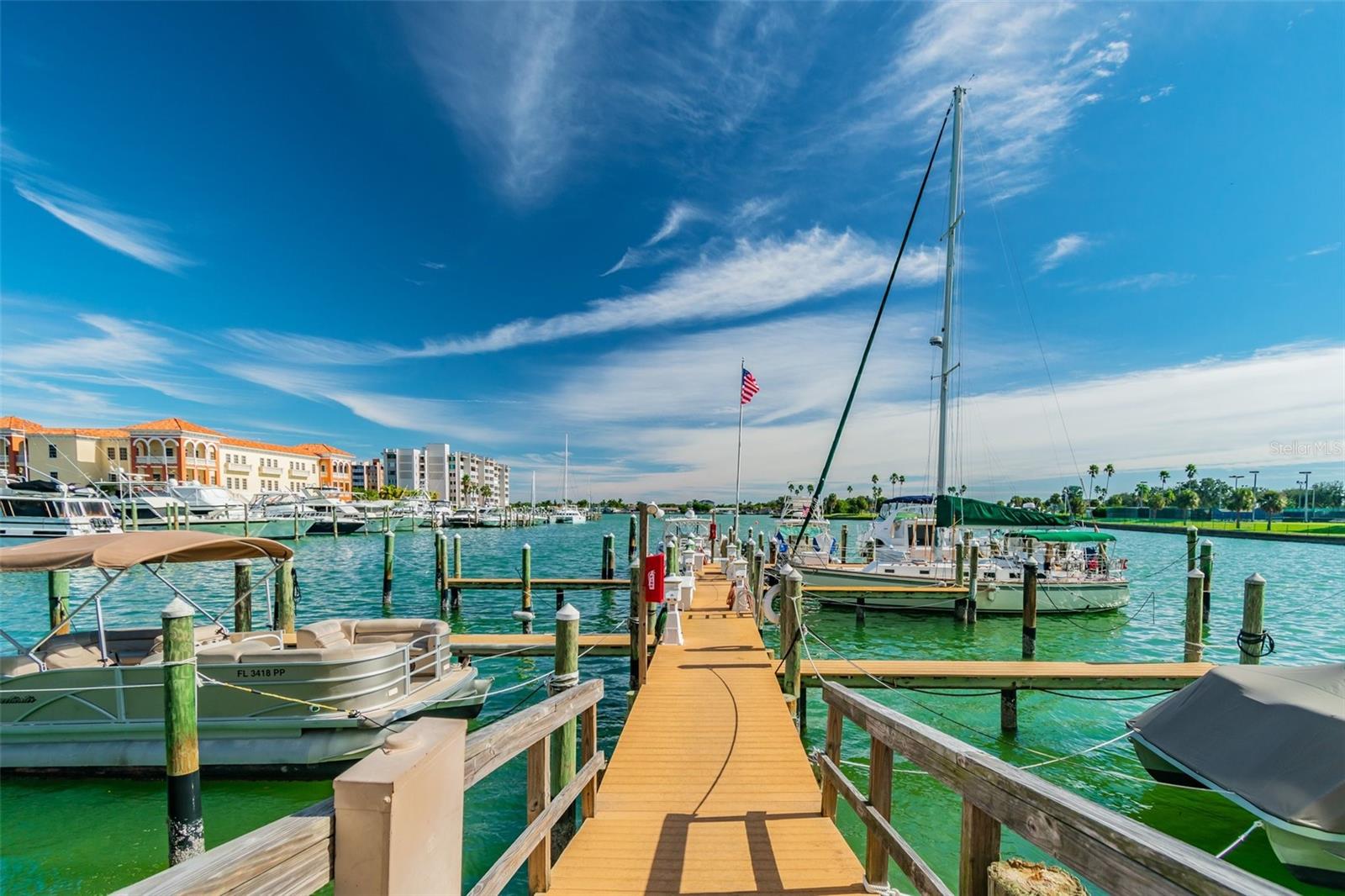 PARADISE ISLAND TOWERS CONDO - Residential