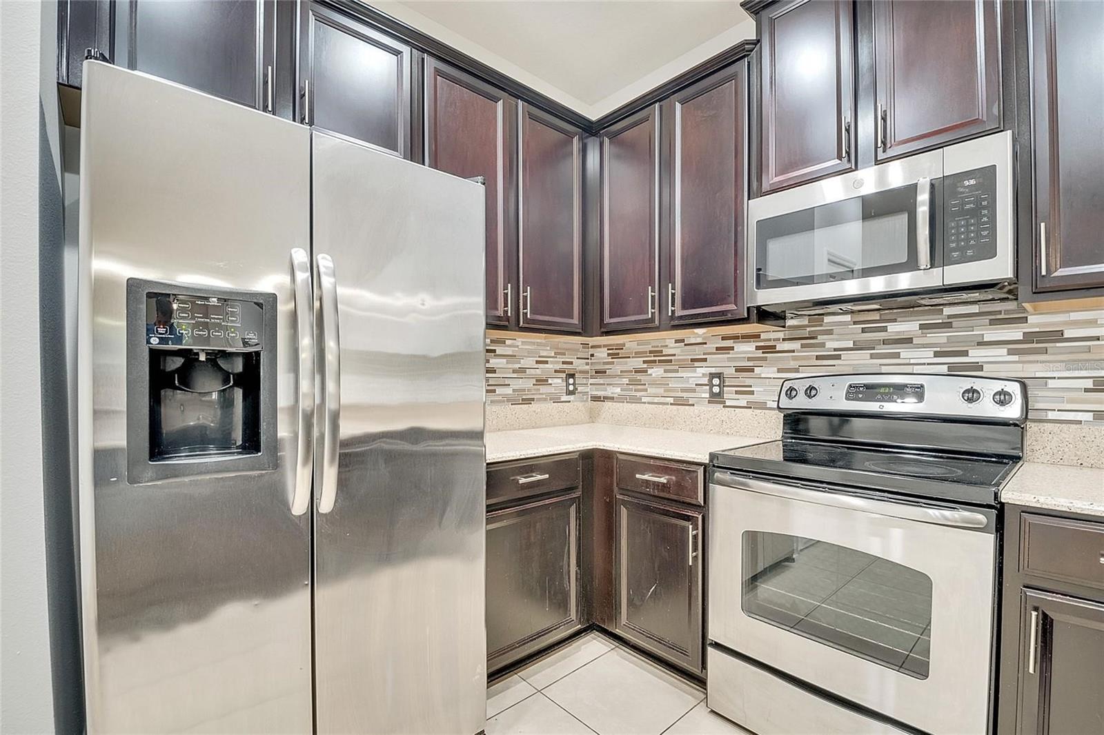 SOMERSET CHASE - Residential Lease