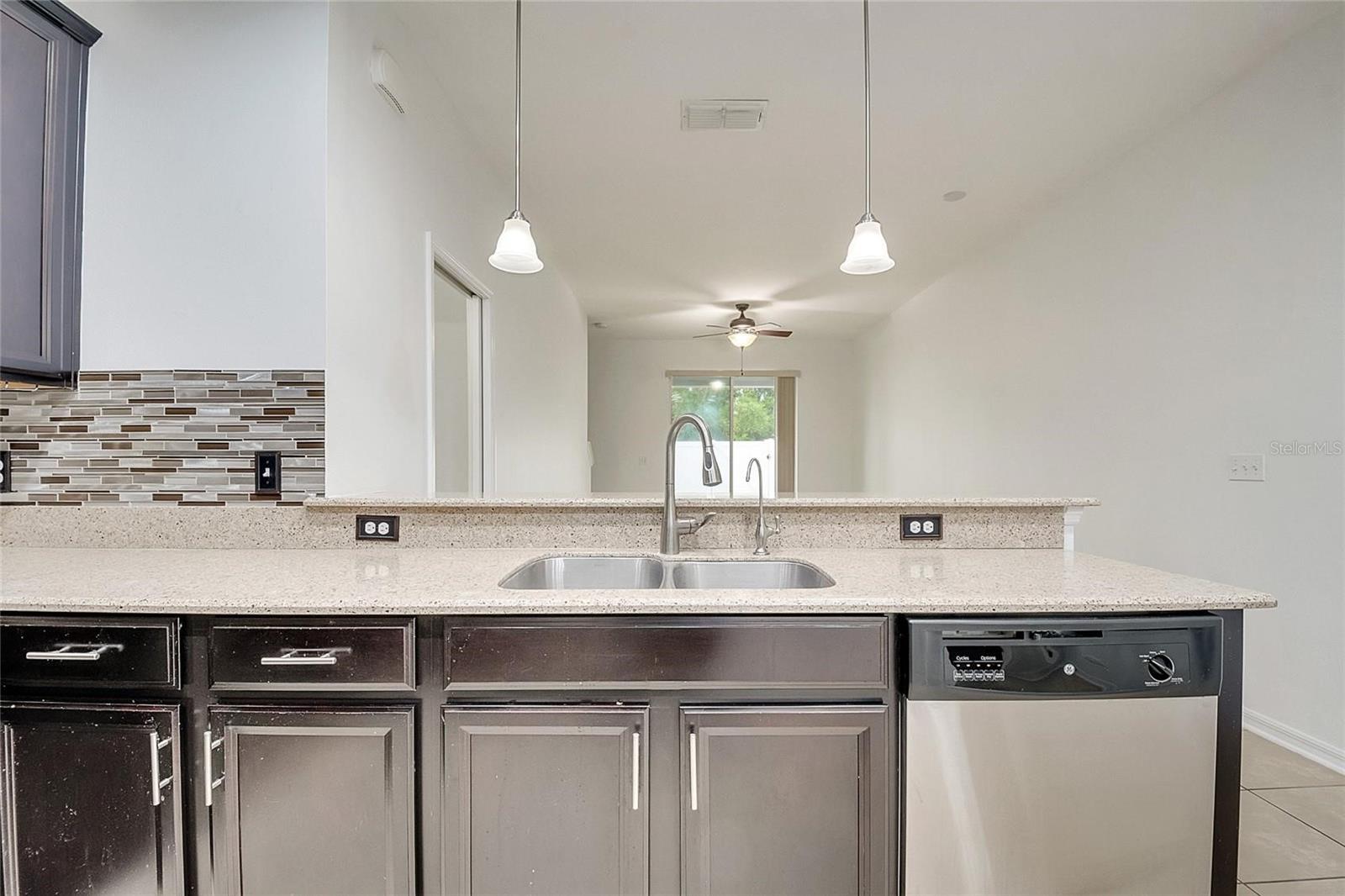 SOMERSET CHASE - Residential Lease