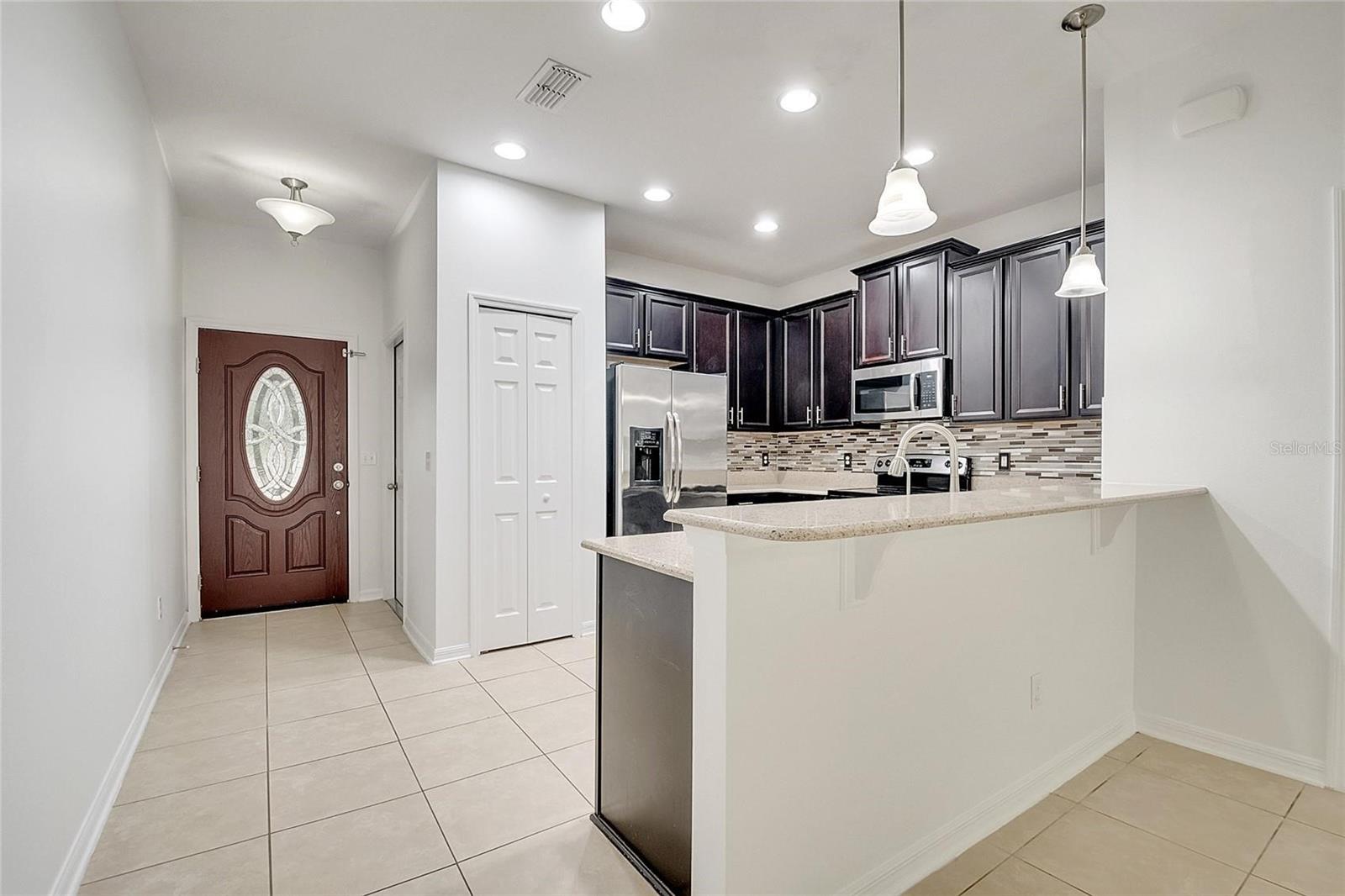 SOMERSET CHASE - Residential Lease