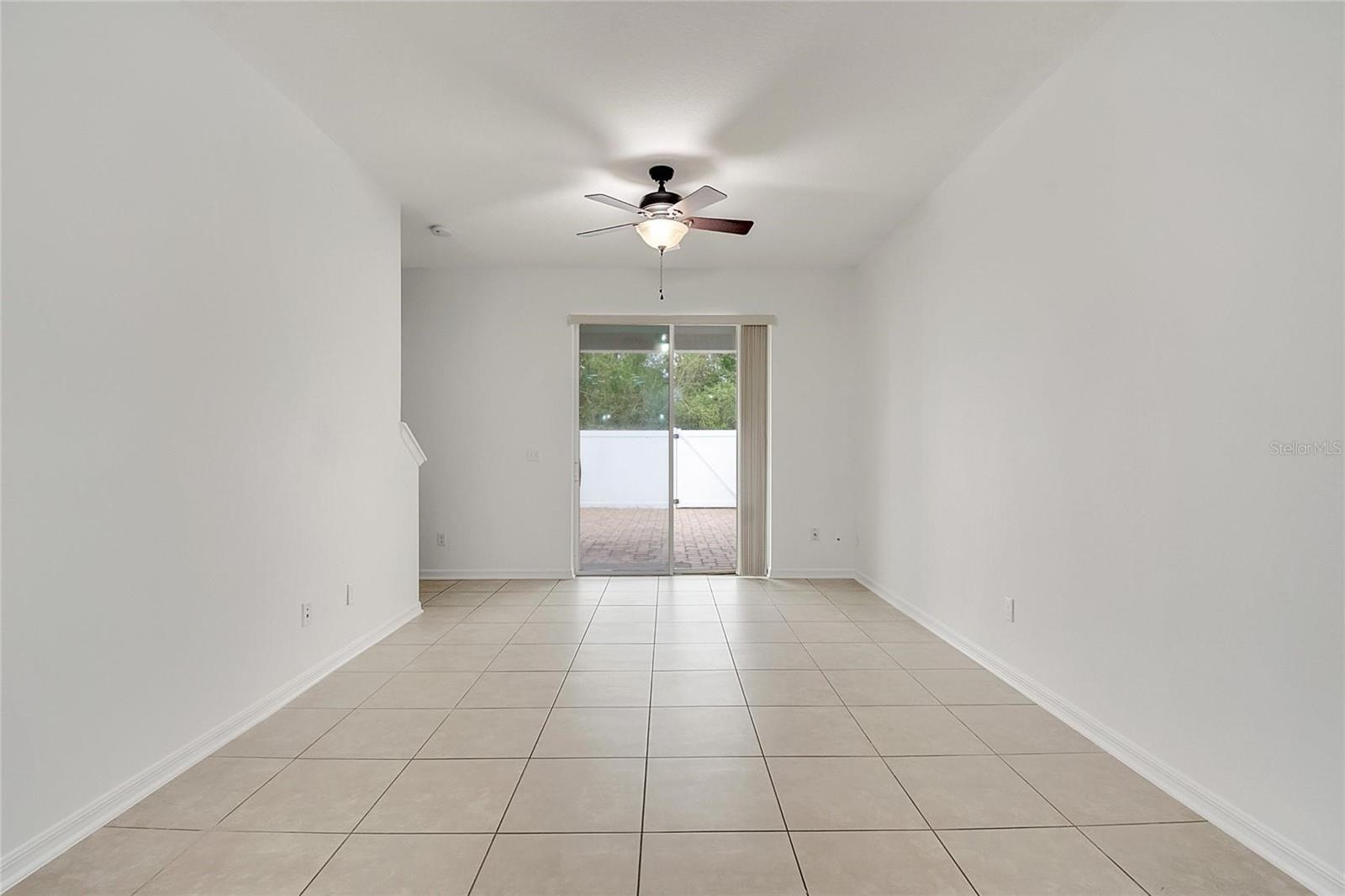 SOMERSET CHASE - Residential Lease