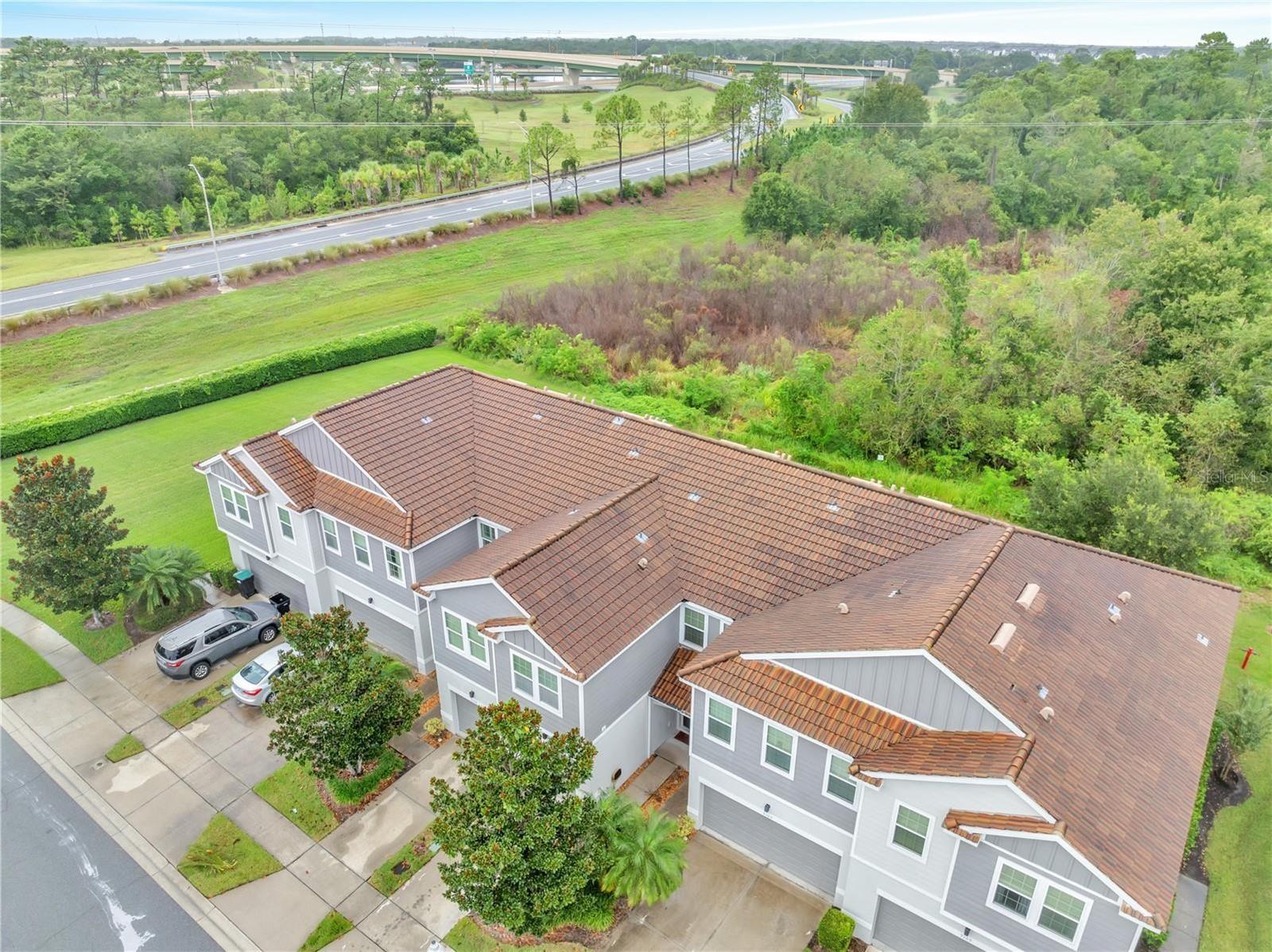 SOMERSET CHASE - Residential Lease