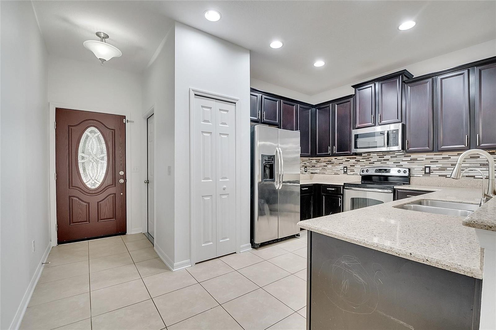 SOMERSET CHASE - Residential Lease