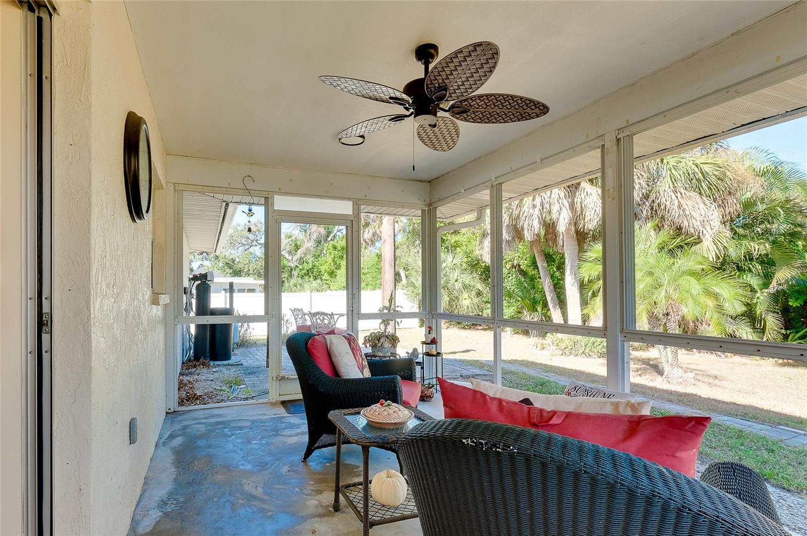 SOUTH VENICE - Residential