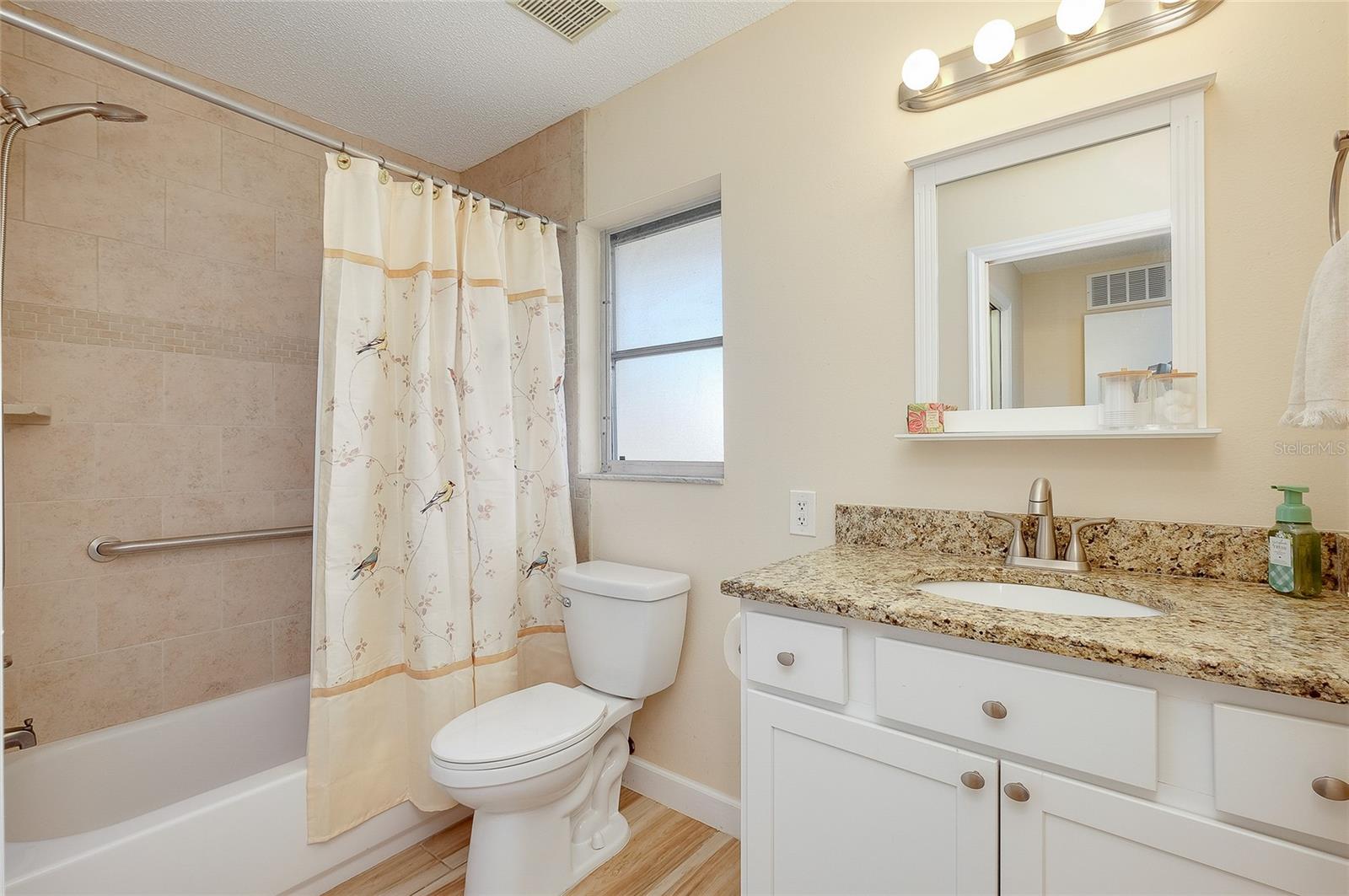 SOUTH VENICE - Residential