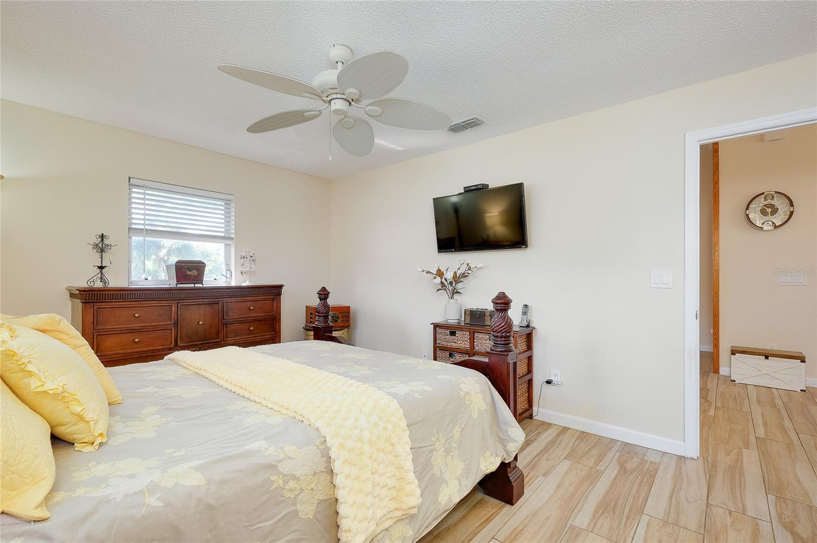 SOUTH VENICE - Residential