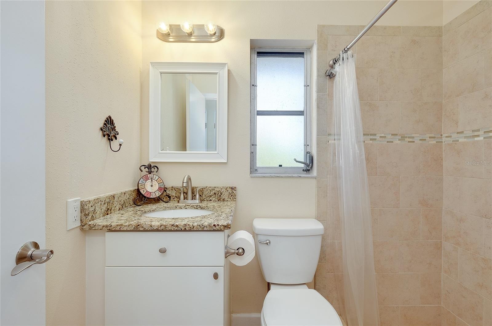 SOUTH VENICE - Residential