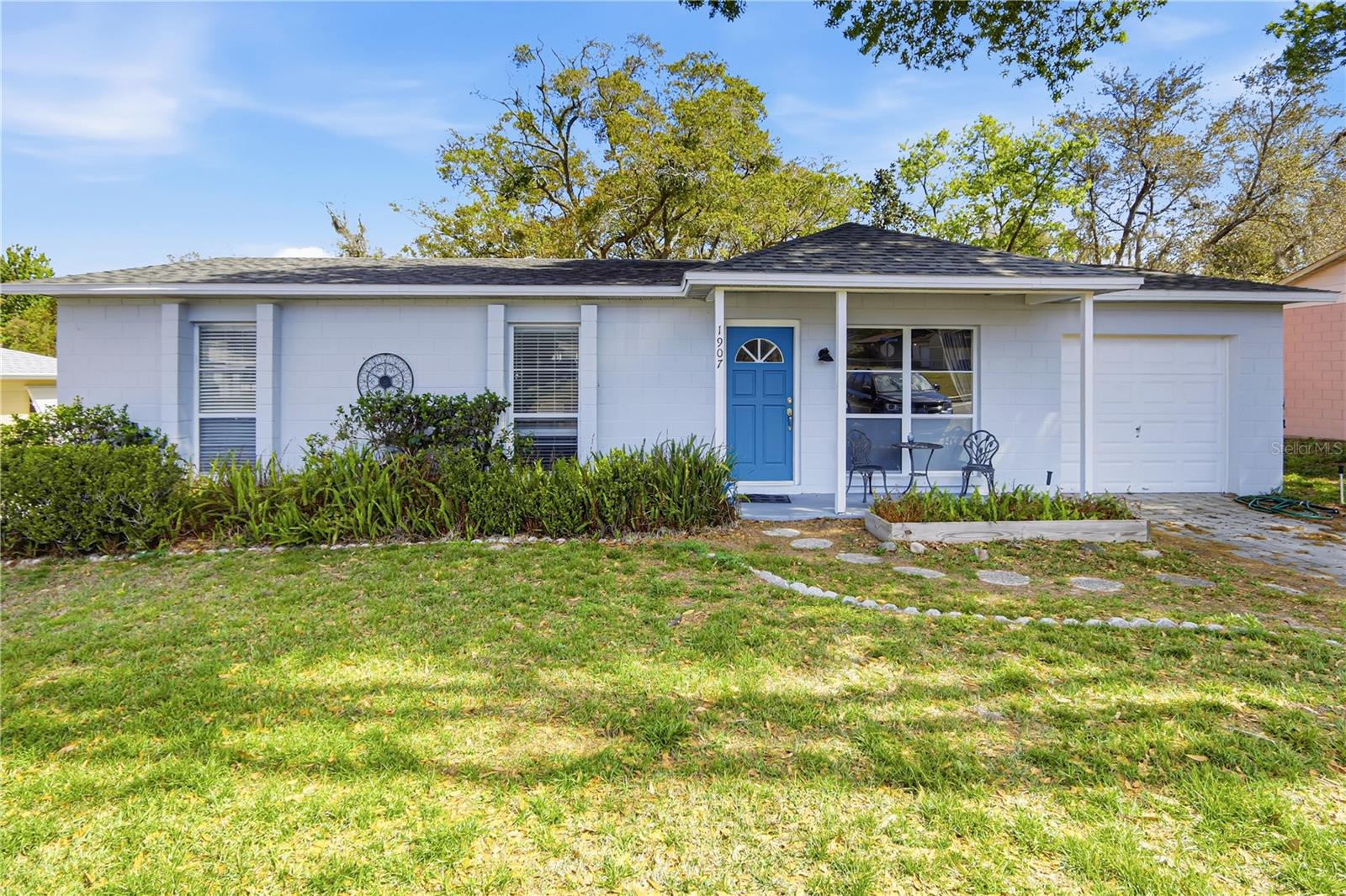 JORDANA HILLS - Residential