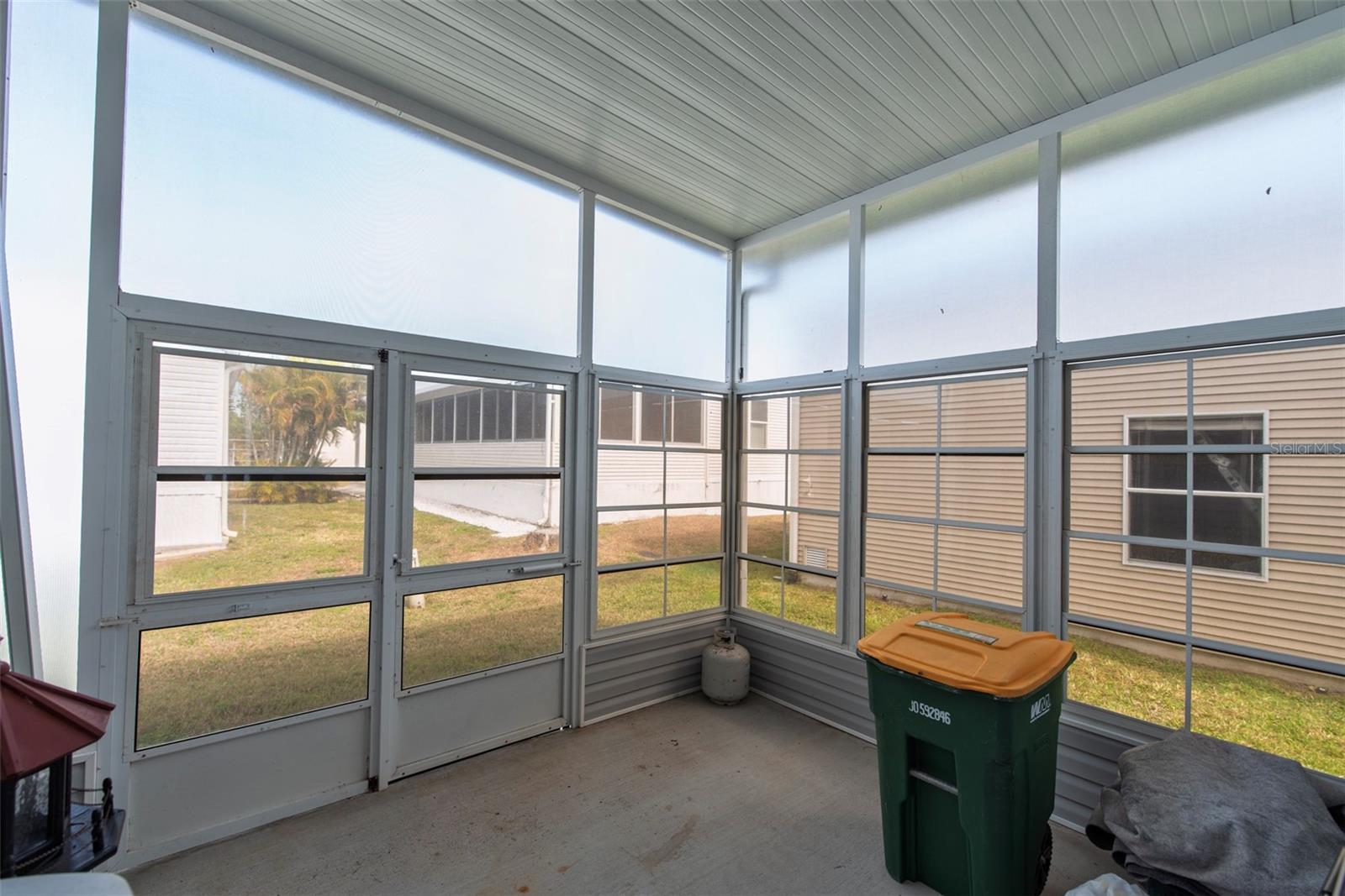 WINDMILL VILLAGE - Residential