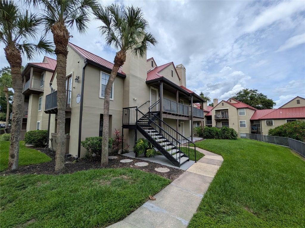 Photo of 249 Afton Square #212, Altamonte Springs, FL 32714 (MLS # O6450597)