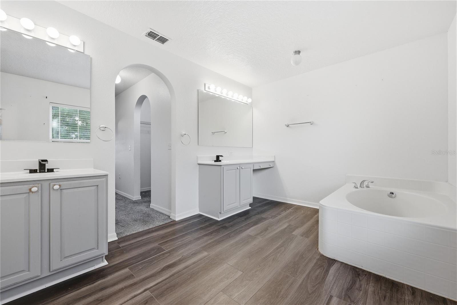 NEWBERRY PLACE - Residential