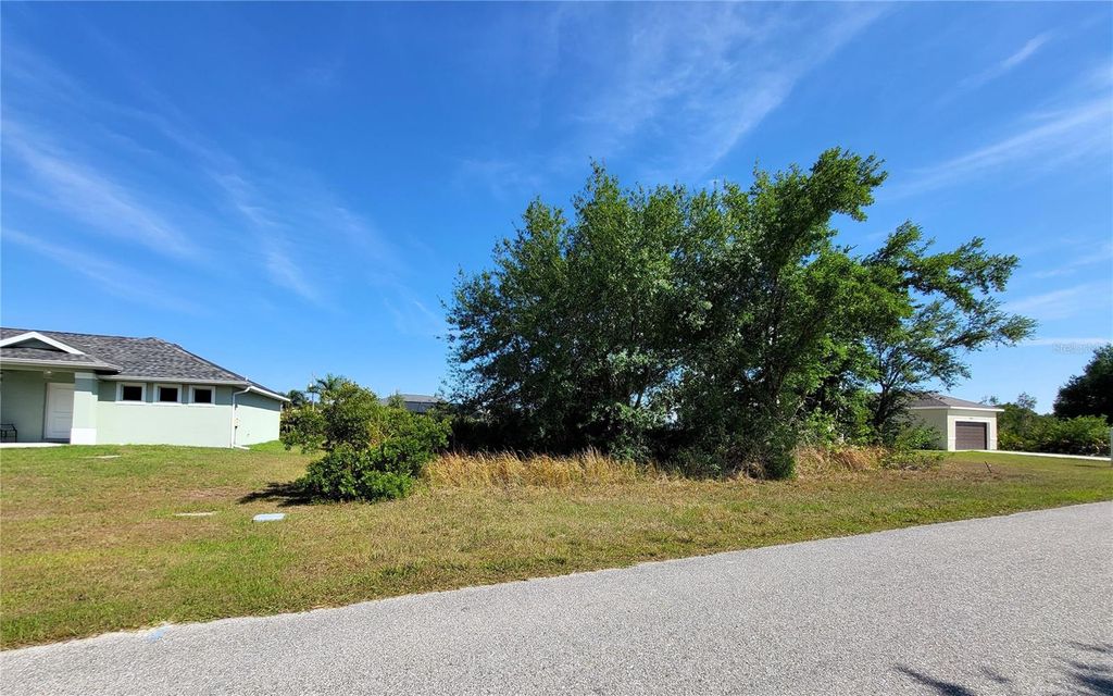 Photo of 9164 Ravel Street, Port Charlotte, FL 33981 (MLS # D6147435)