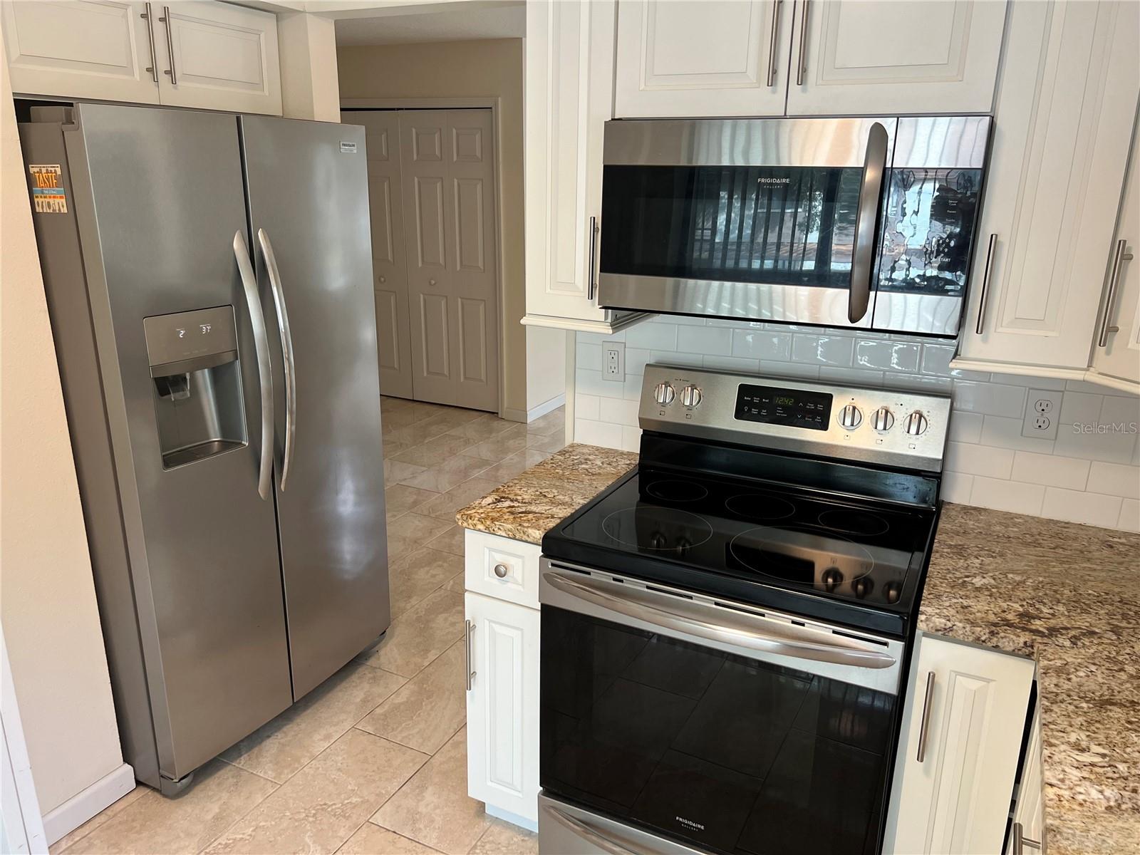 YORKTOWN AT BEACON PLACE - Residential Lease