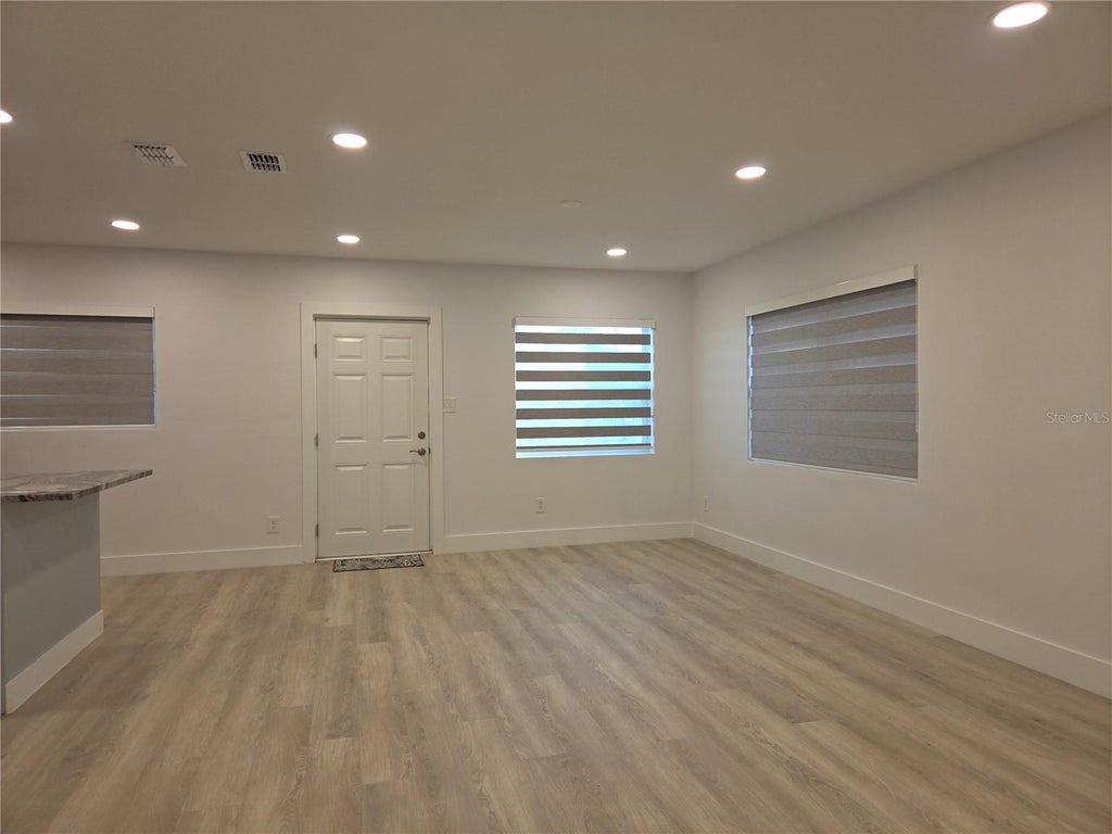 Photo of 3321 W Braddock Street, Tampa, FL 33607 (MLS # TB8561791)