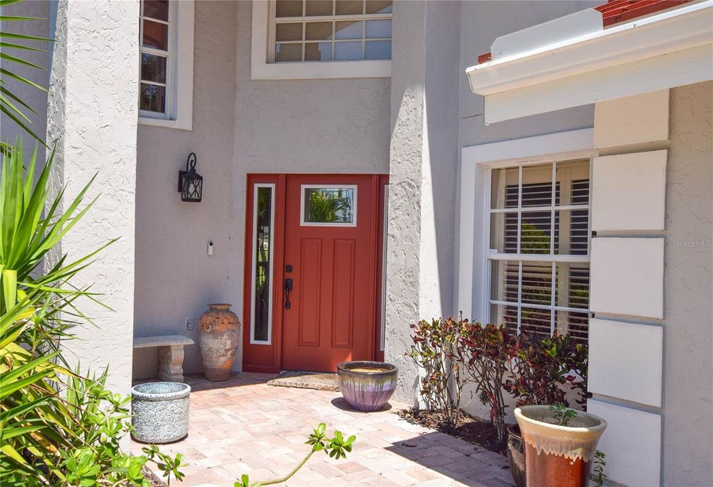 Photo of 404 Cardiff Road, Venice, FL 34293 (MLS # N6140131)