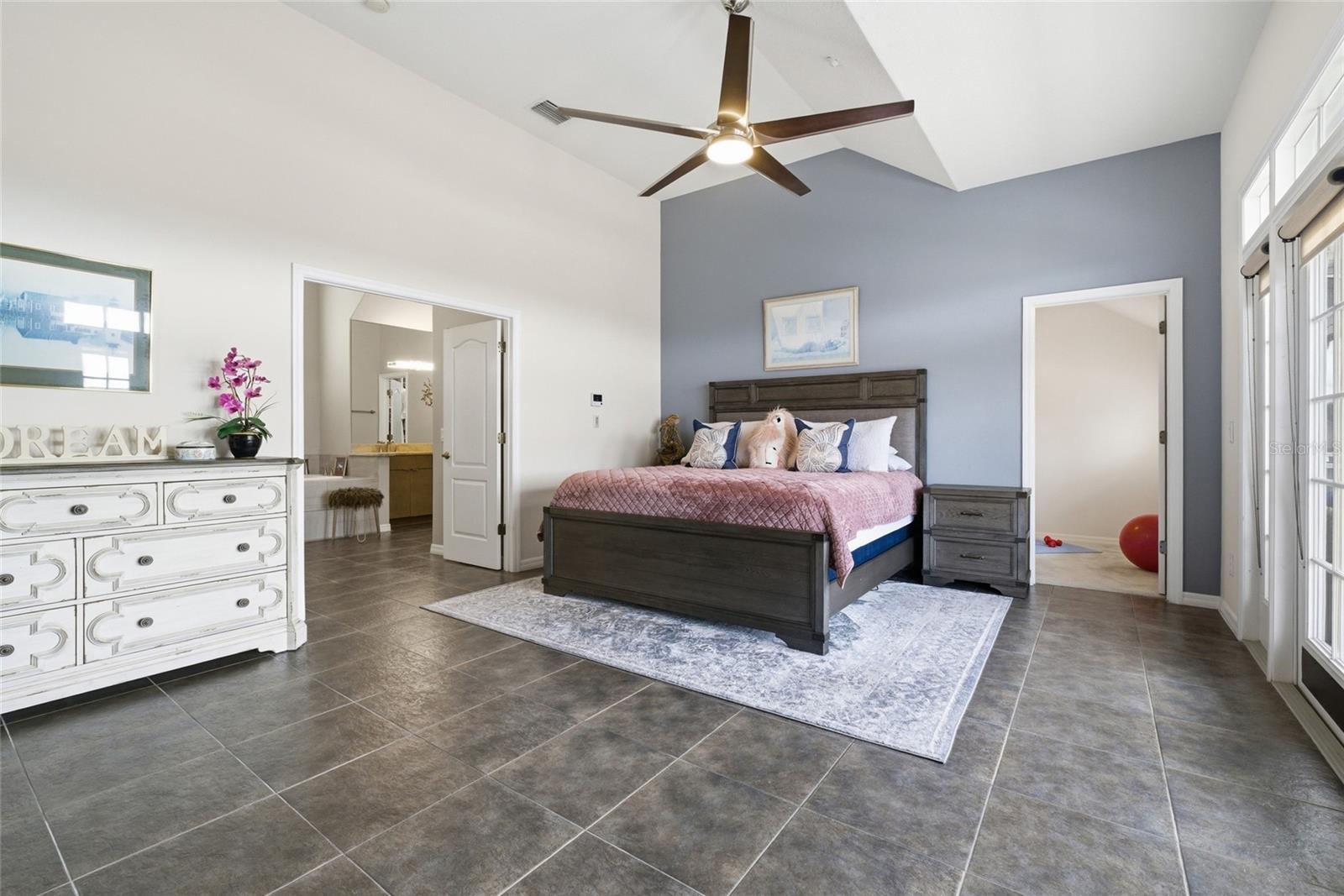 CLERMONT YACHT CLUB - Residential