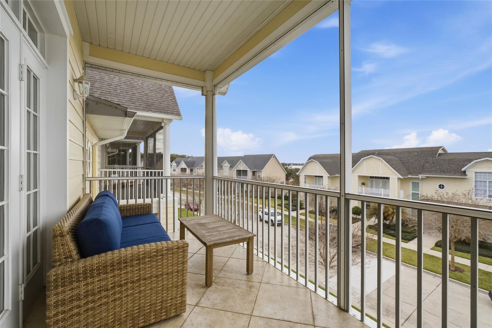 CLERMONT YACHT CLUB - Residential