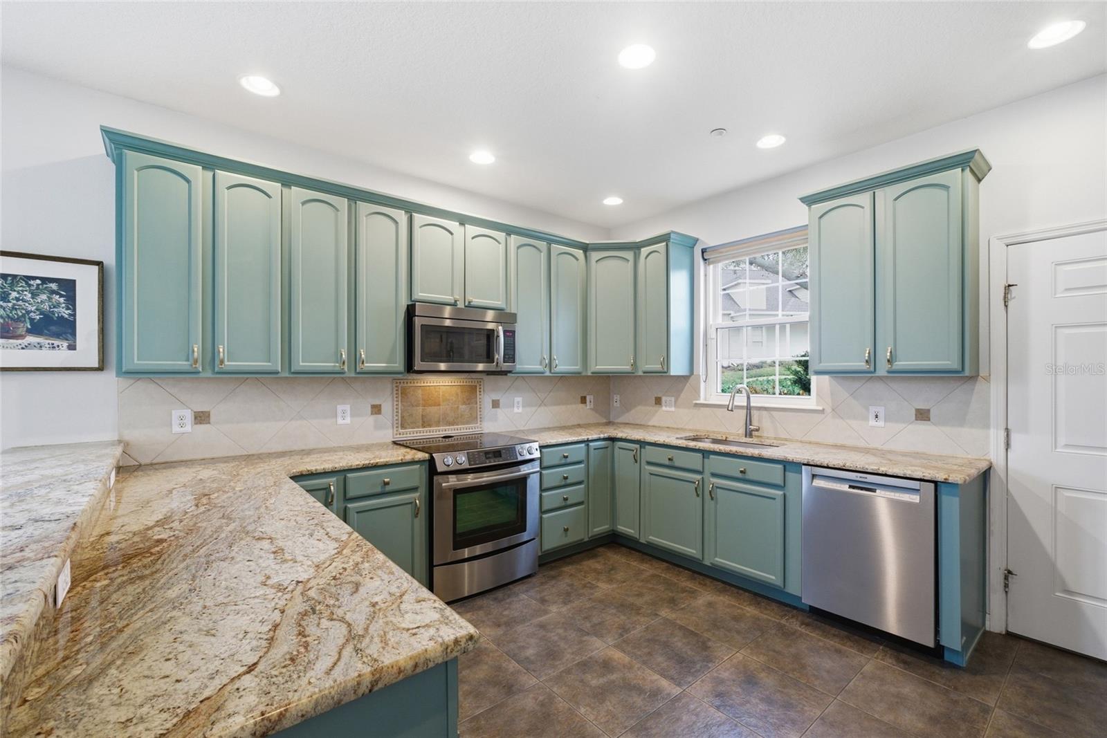 CLERMONT YACHT CLUB - Residential