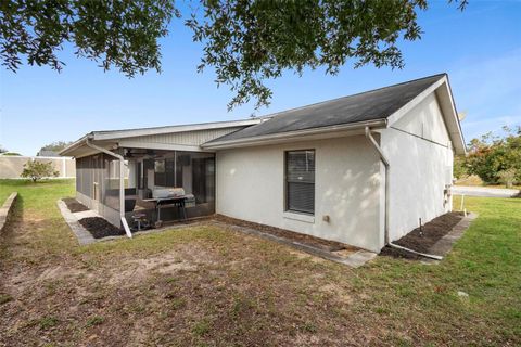 A home in EUSTIS