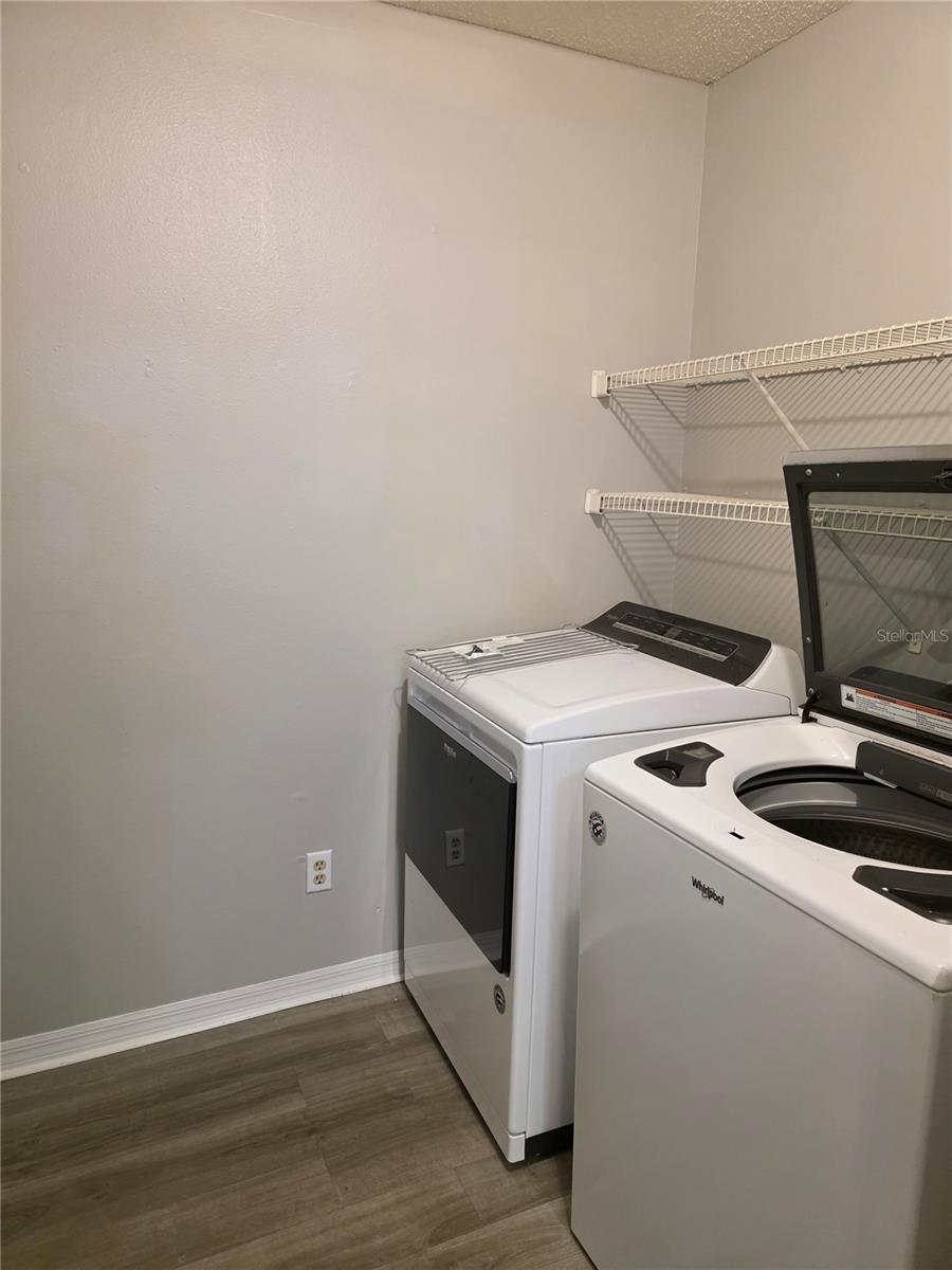 VINTAGE GRAND - Residential Lease