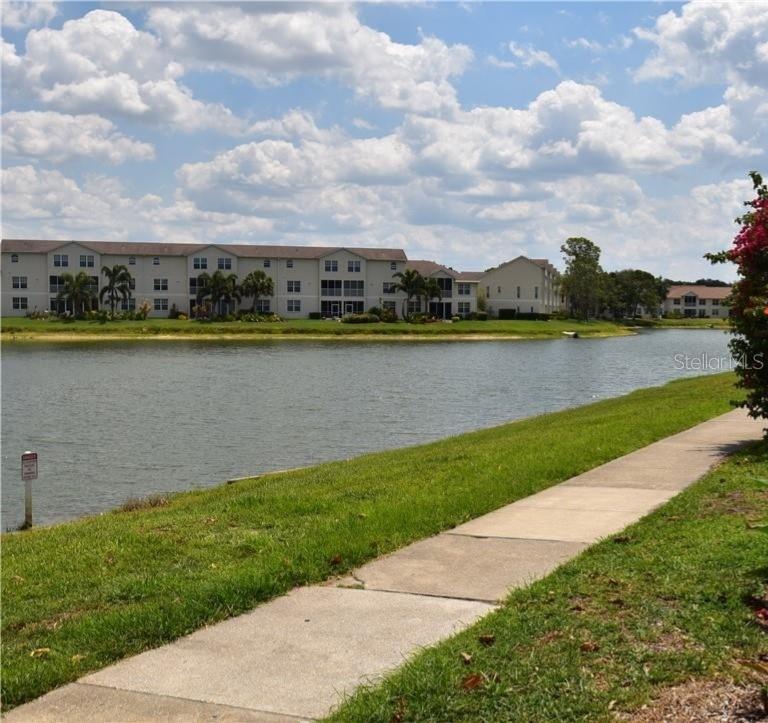 VINTAGE GRAND - Residential Lease