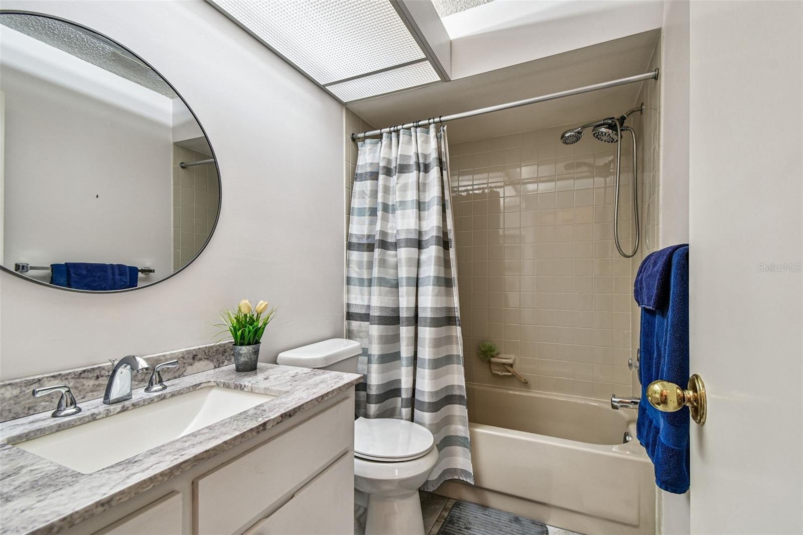 GLENWOOD VILLAGE CONDO - Residential