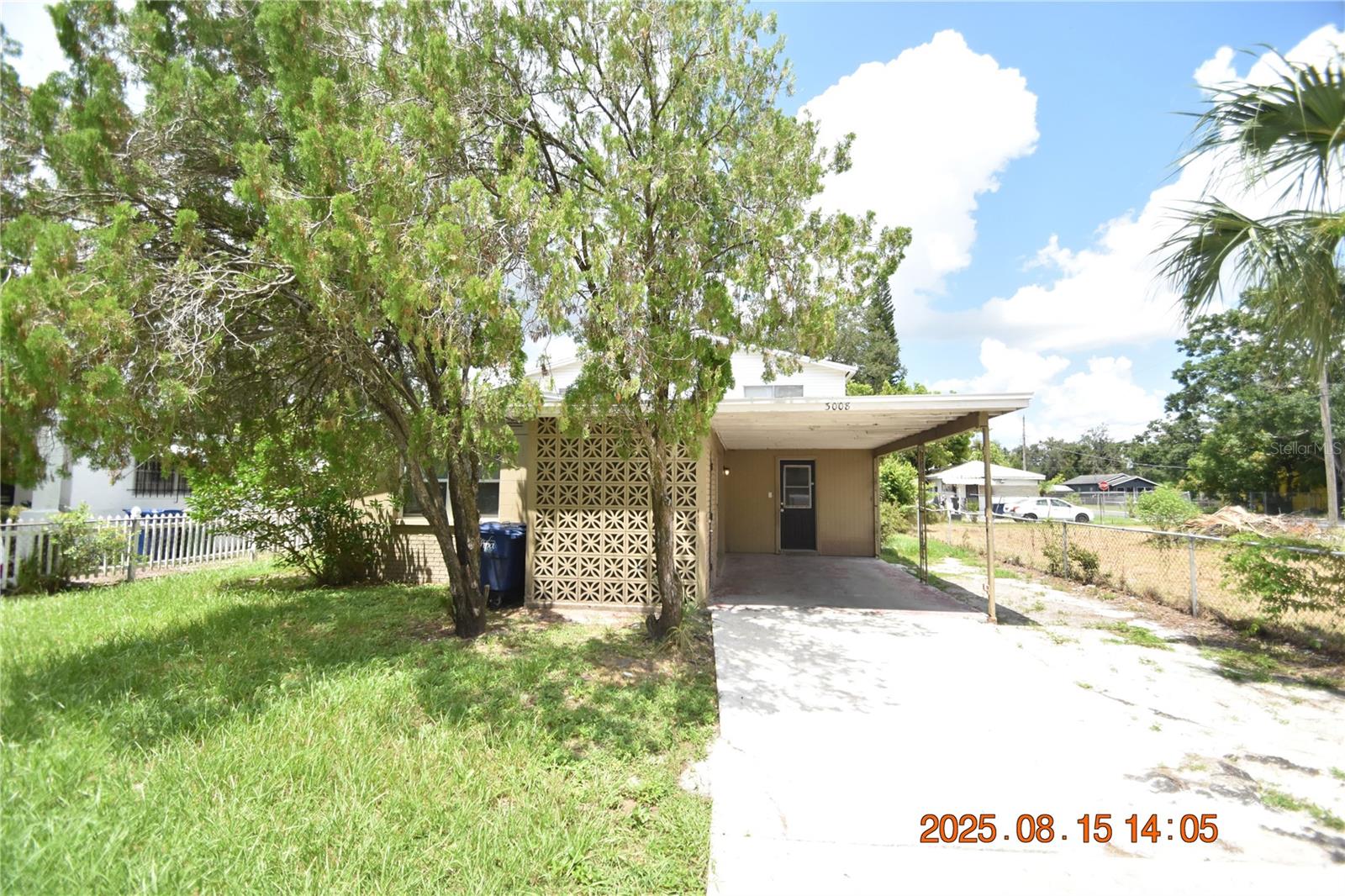 4 Bedroom 3 Bathroom Tampa home with 1,739 sq ft of living space.
Freshly painted and ready for your finishing touches!
Carport will keep you dry while coming or going in the rain.
Good sized corner lot.
Covered front porch looks like a good relaxing spot, just needs a rocking chair.
Fenced back yard to keep the kiddo corralled.
Tile flooring is so easy to clean and maintain.
Brand new carpet in the bedrooms so cozy on the feet.
HUGE great room with glass sliders out to the back.
Dining area for family meal time.
Large kitchen with plenty of cabinet and counter space.
2 bedrooms downstairs and 2 bedrooms downstairs, great if you have elderly that can’t climb stairs.
Master bedroom has 2 closets and private full bathroom.
Upstairs bathroom has a new vanity and faucet.
Window blinds for light control and privacy.
Ceiling fans will be sending you a cool breeze.
Central heat & air for to keep you comfy year round.
Washer/Dryer CONNECTIONS for your convenience.
Convenient to plenty of shops, schools and dining.
Utilities are separate and tenant responsibility.
Lawn care is separate and tenant responsibility.
DONT FORGET TO CHECK OUT THE FULL WALKTHROUGH VIDEO AT OUR WEBSITE!!