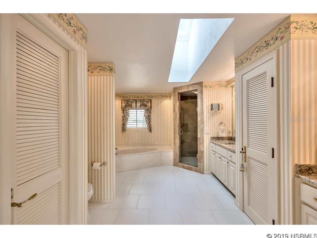 Venezia Unit 05 - Residential