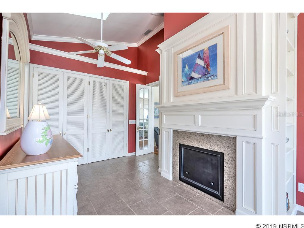 Venezia Unit 05 - Residential