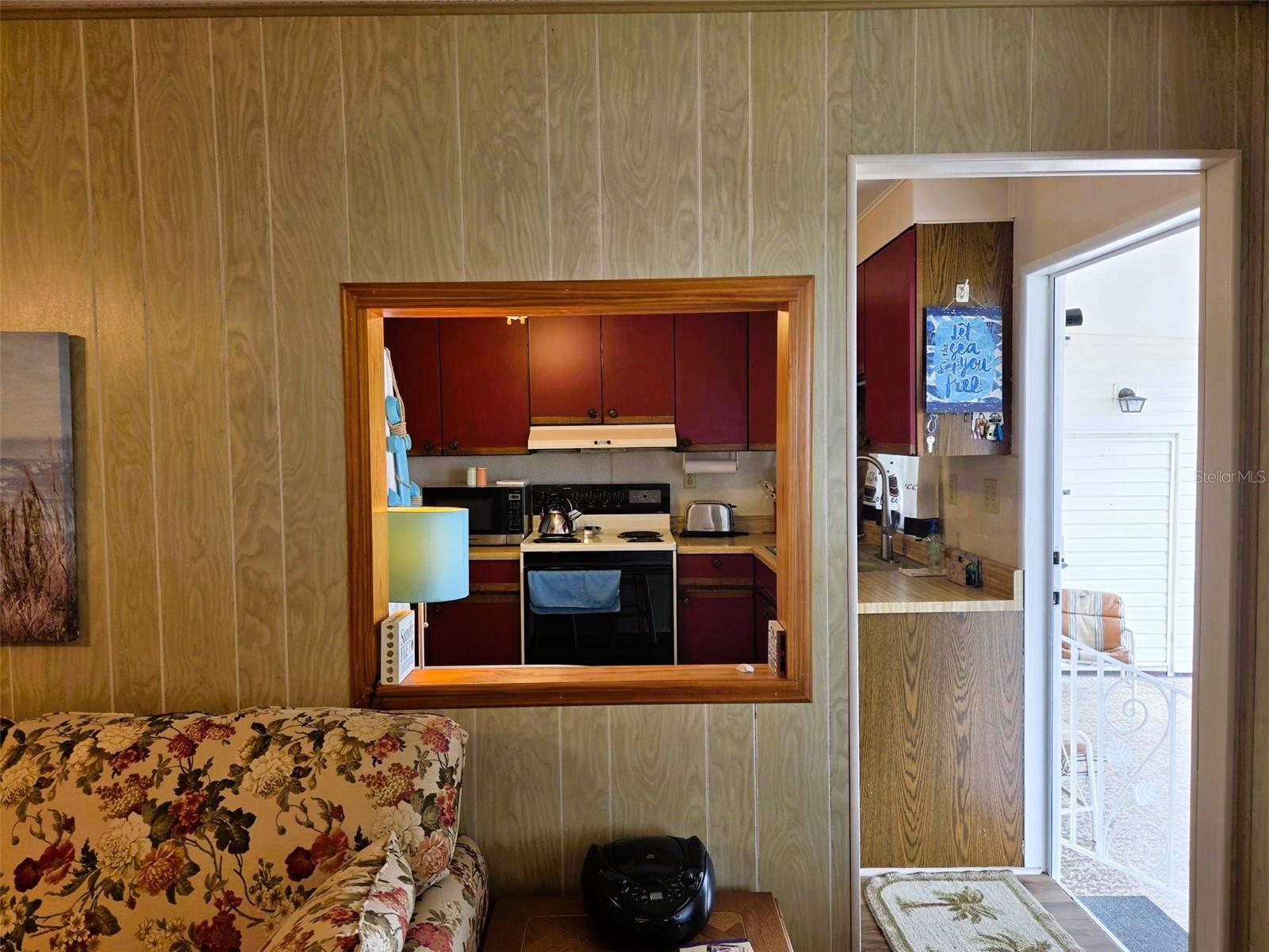 OAKWOOD MANOR - Residential