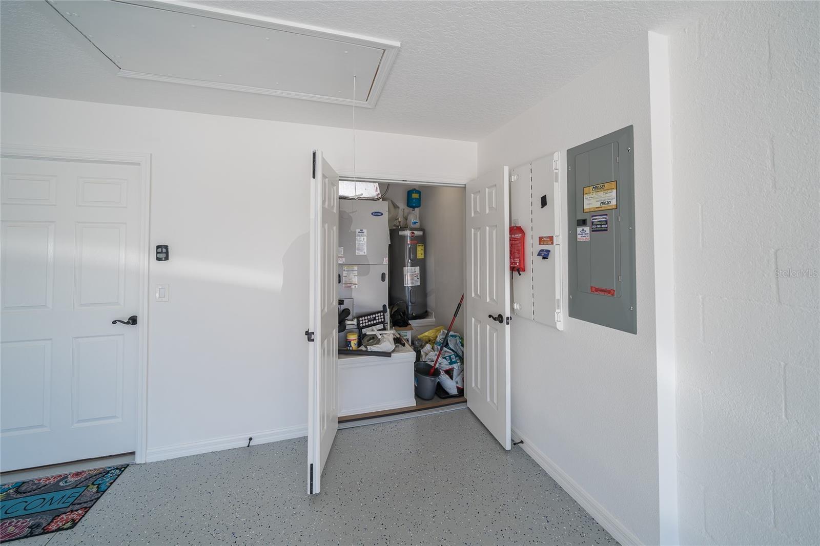 OXFORD OAKS PHASE TWO - Residential