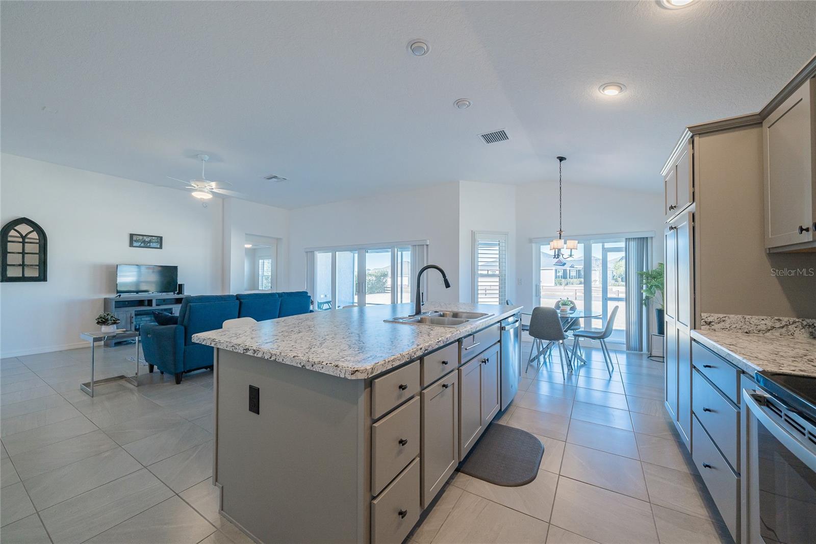 OXFORD OAKS PHASE TWO - Residential