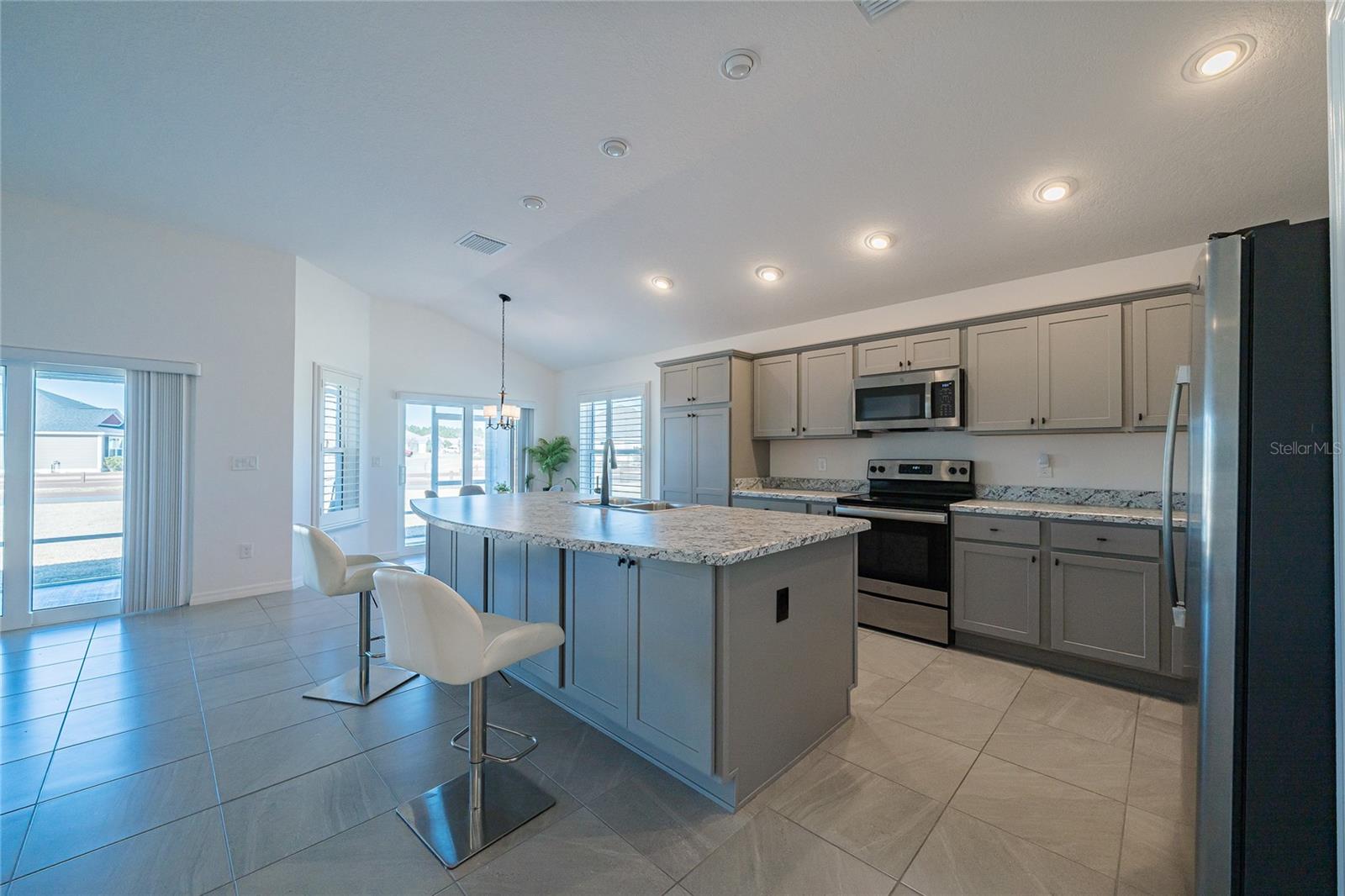 OXFORD OAKS PHASE TWO - Residential