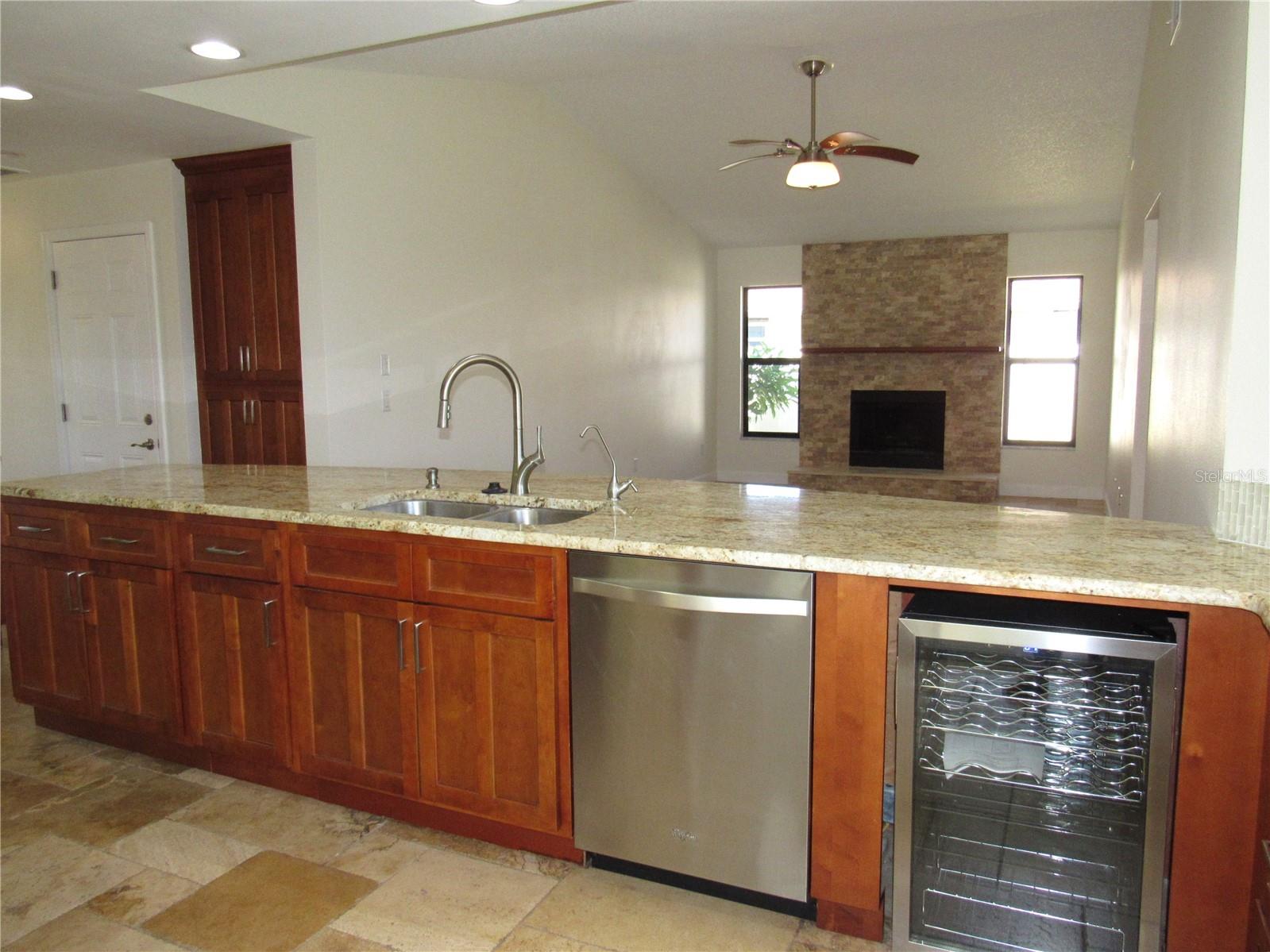 BAY VISTA BLVD - Residential