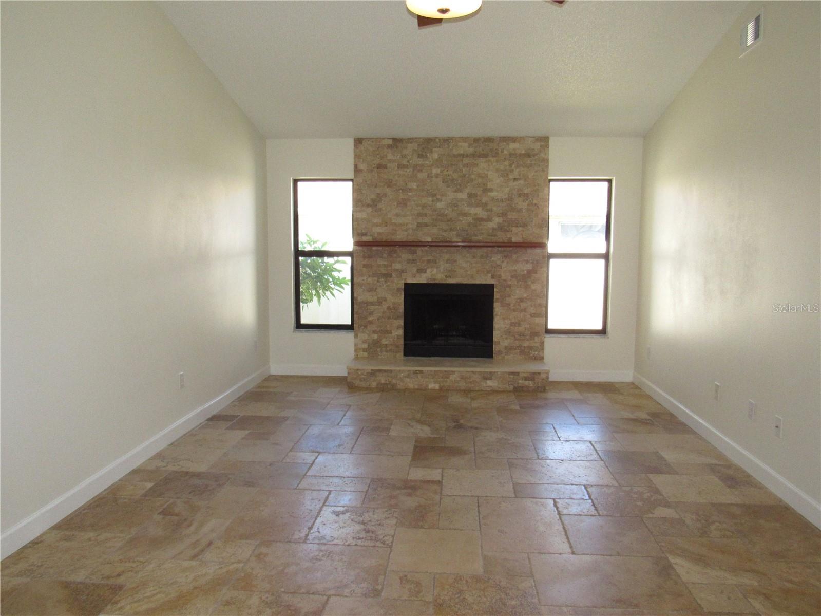 BAY VISTA BLVD - Residential