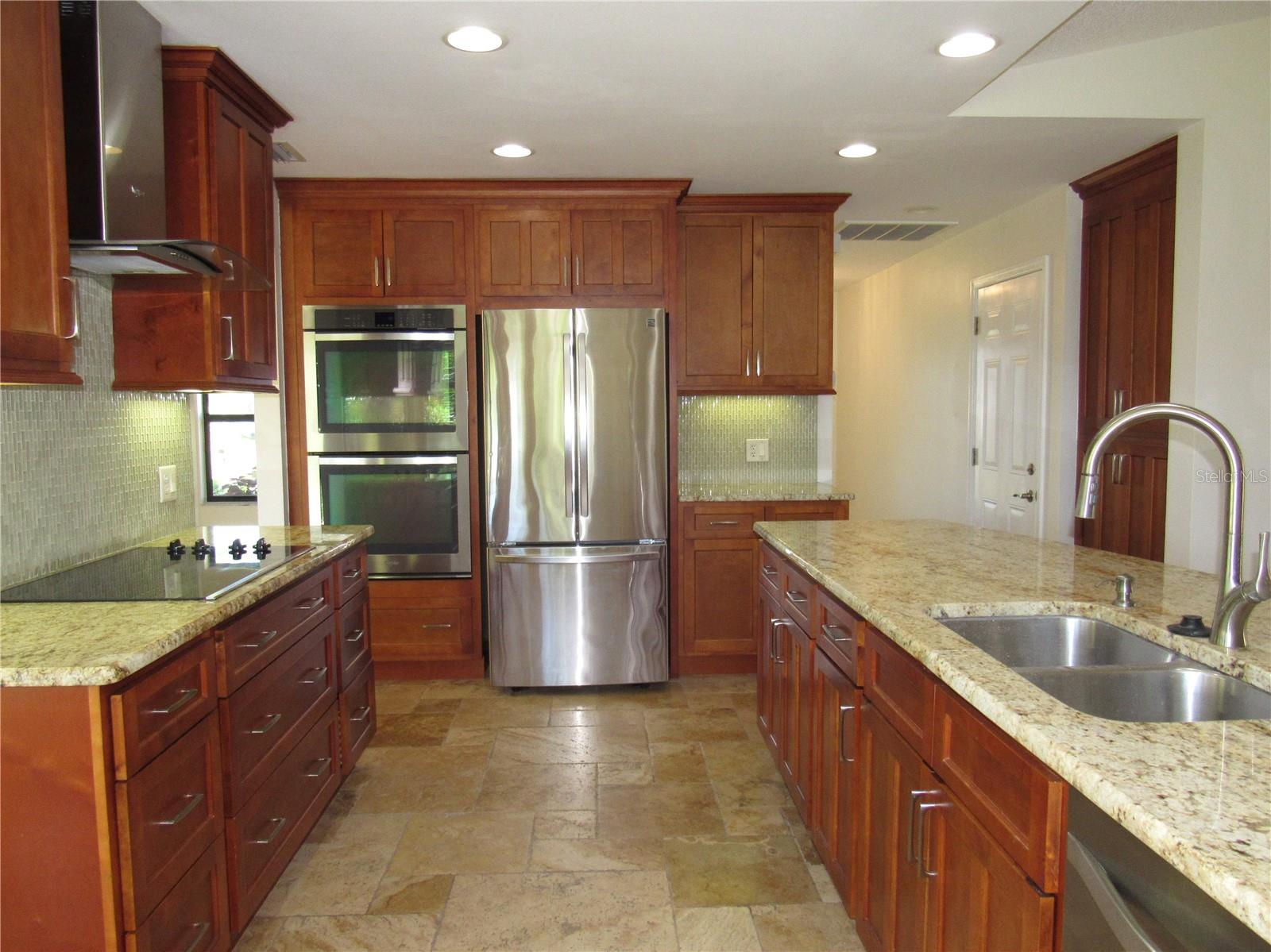 BAY VISTA BLVD - Residential