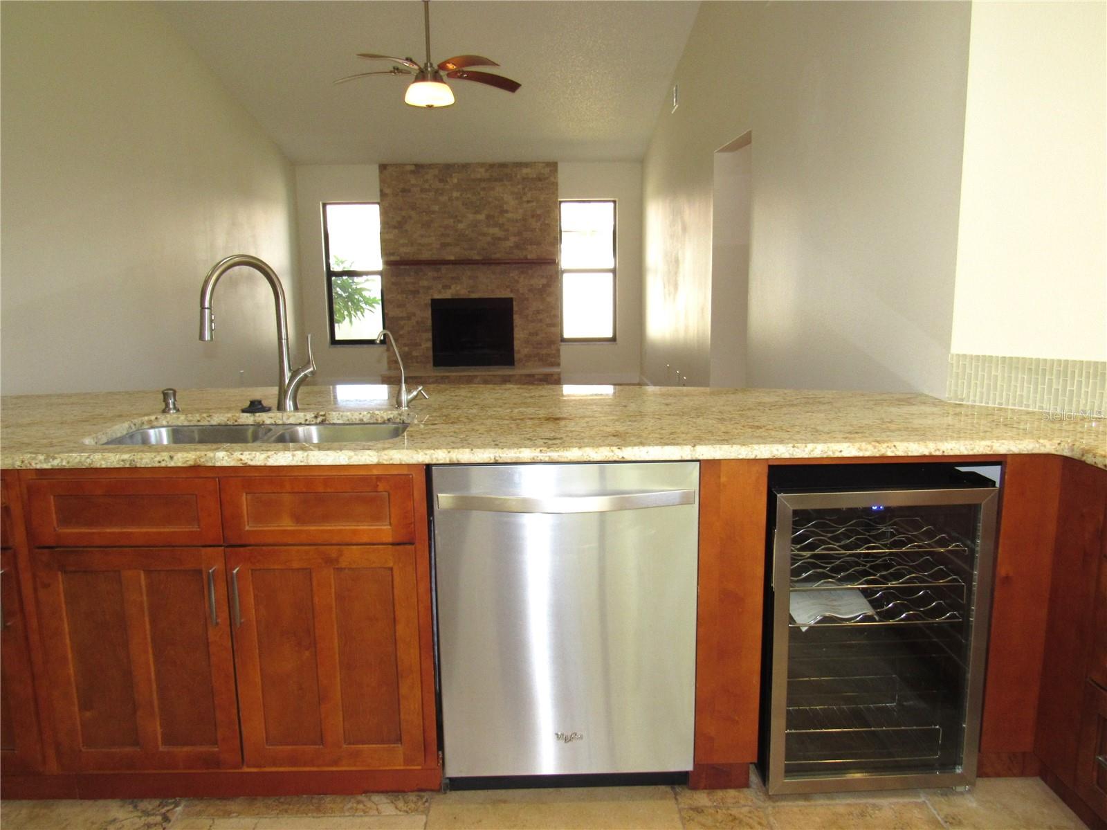 BAY VISTA BLVD - Residential
