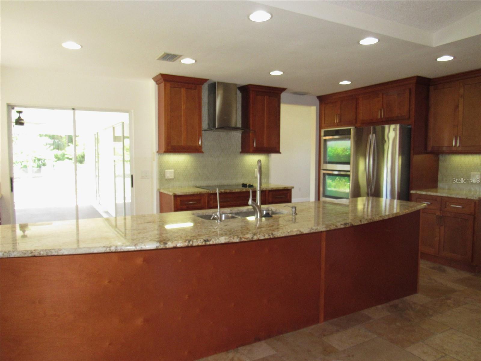 BAY VISTA BLVD - Residential