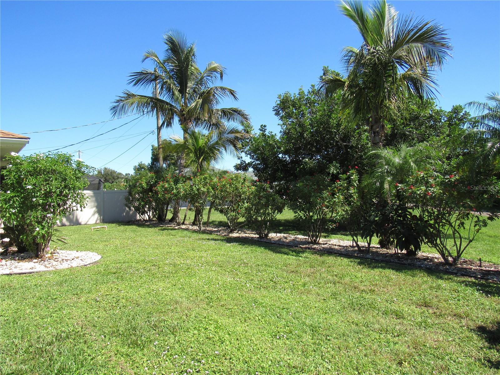 BAY VISTA BLVD - Residential