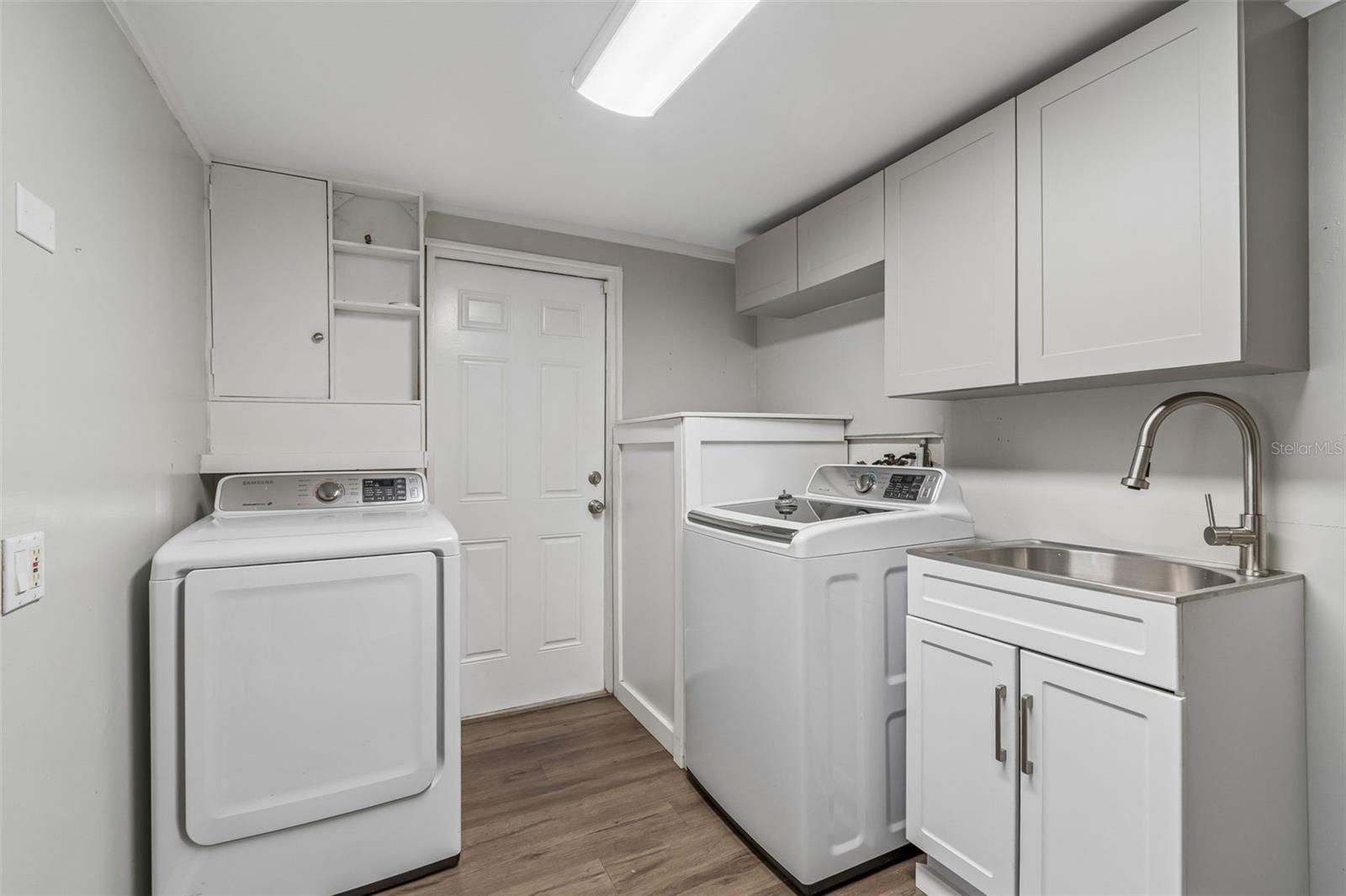 VALENCIA PARK - Residential