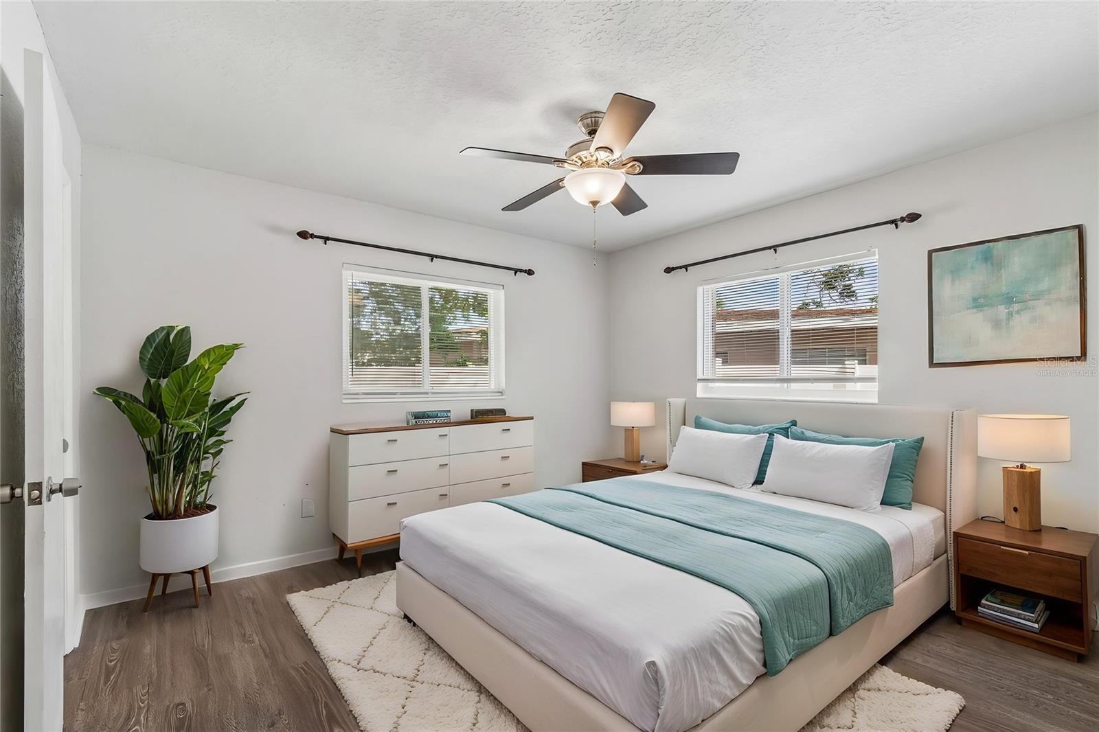 VALENCIA PARK - Residential