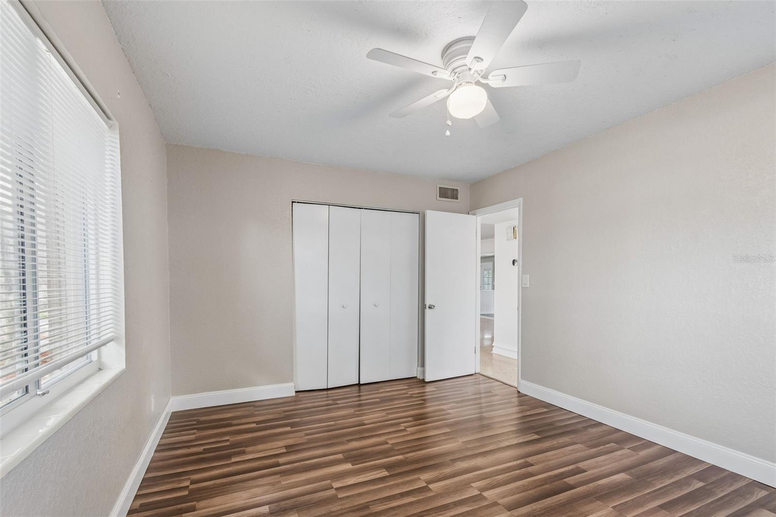 VALENCIA PARK - Residential