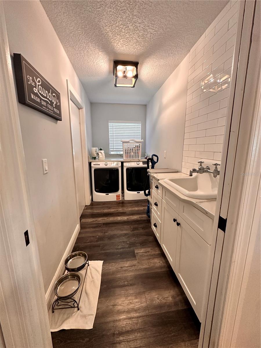 BAY PORT COLONY PH II UN I - Residential