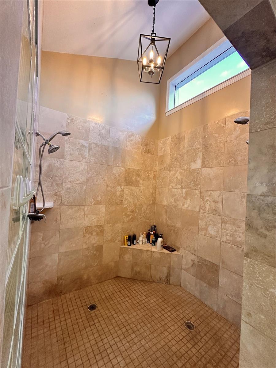 BAY PORT COLONY PH II UN I - Residential