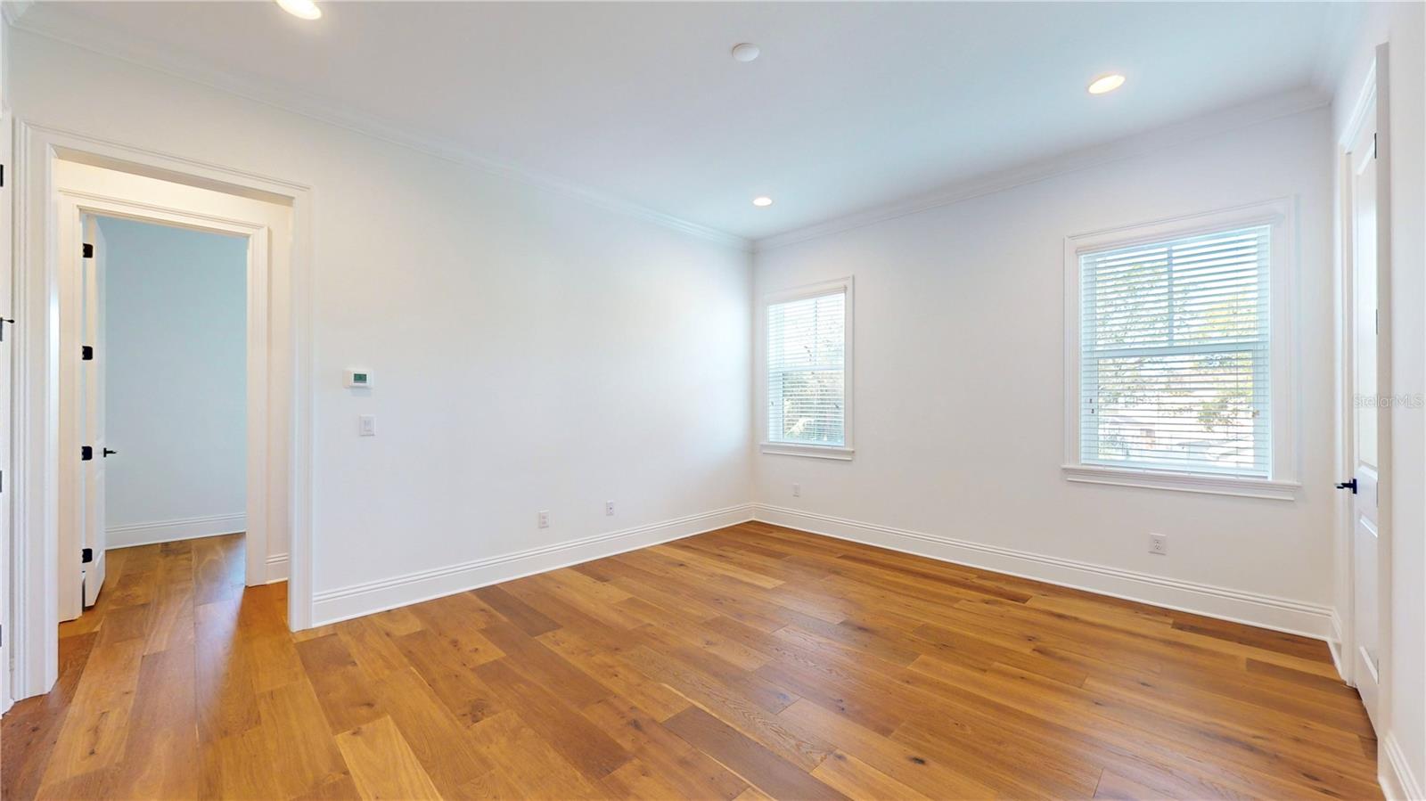 SNELL ISLE BRIGHTBAY - Residential