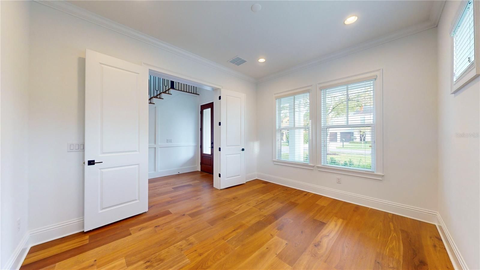 SNELL ISLE BRIGHTBAY - Residential