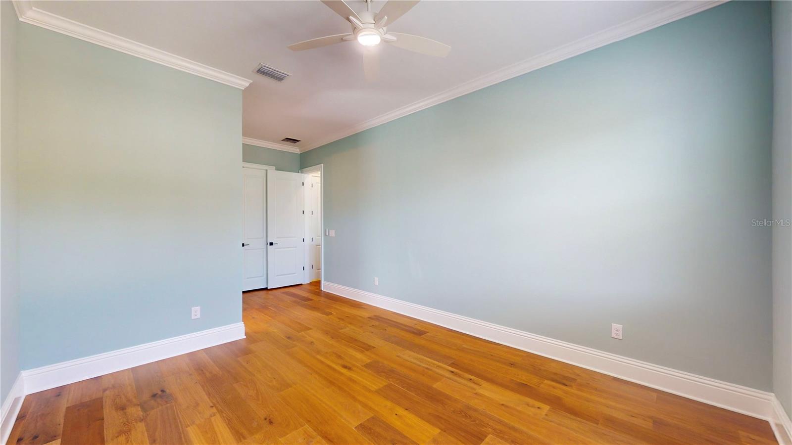 SNELL ISLE BRIGHTBAY - Residential