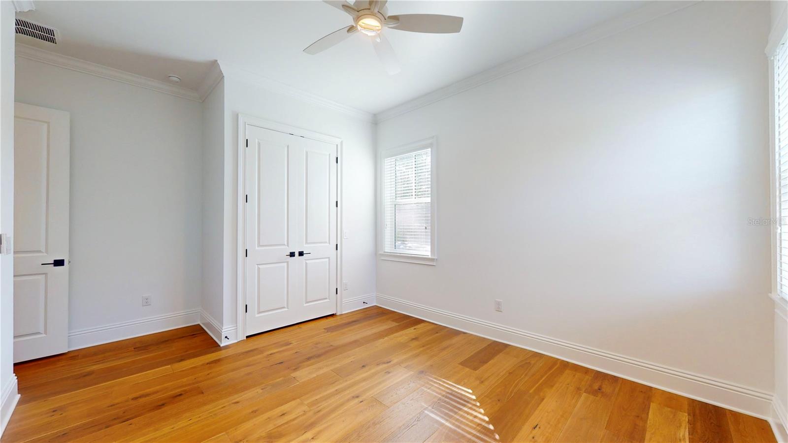 SNELL ISLE BRIGHTBAY - Residential