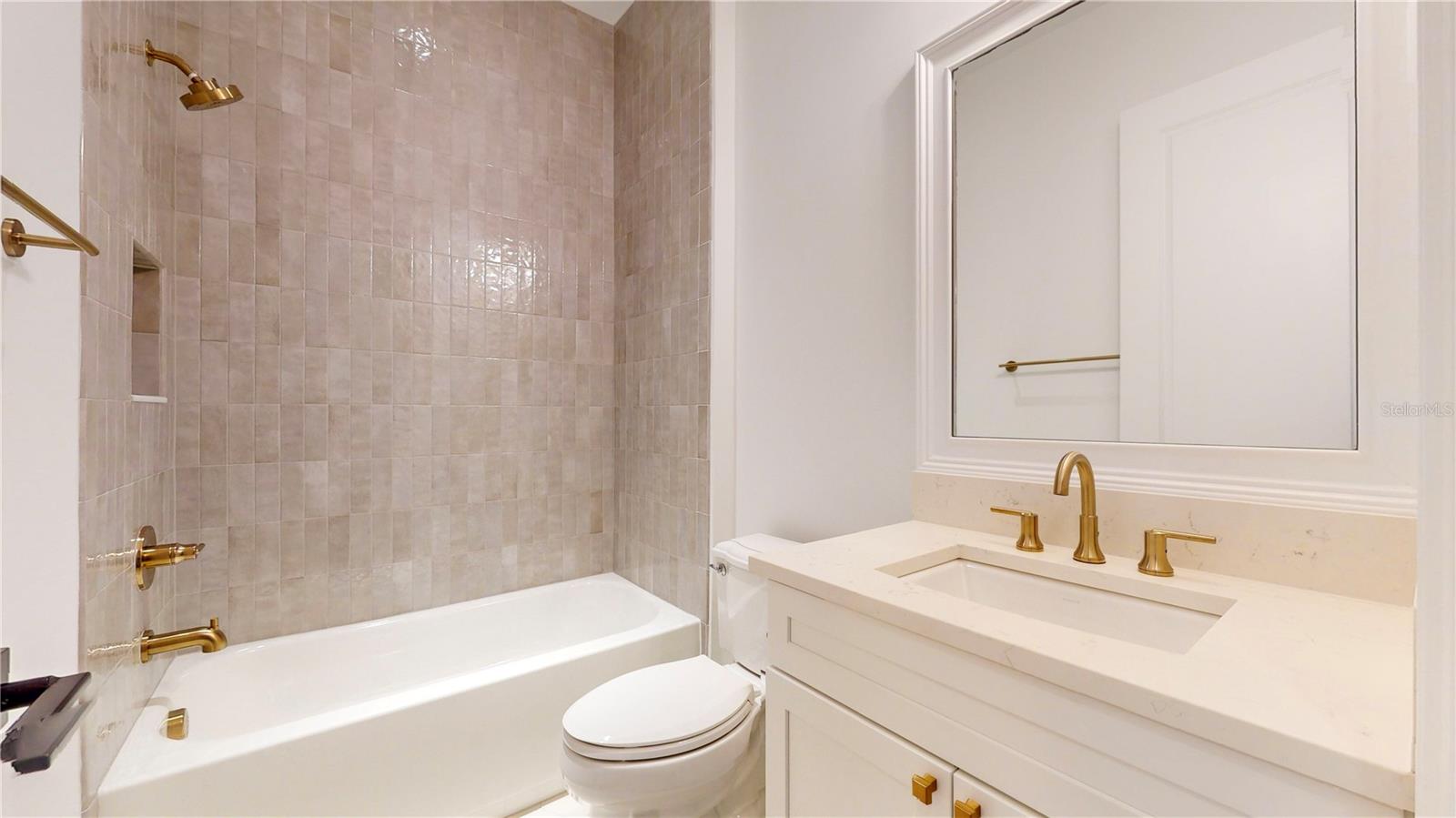 SNELL ISLE BRIGHTBAY - Residential