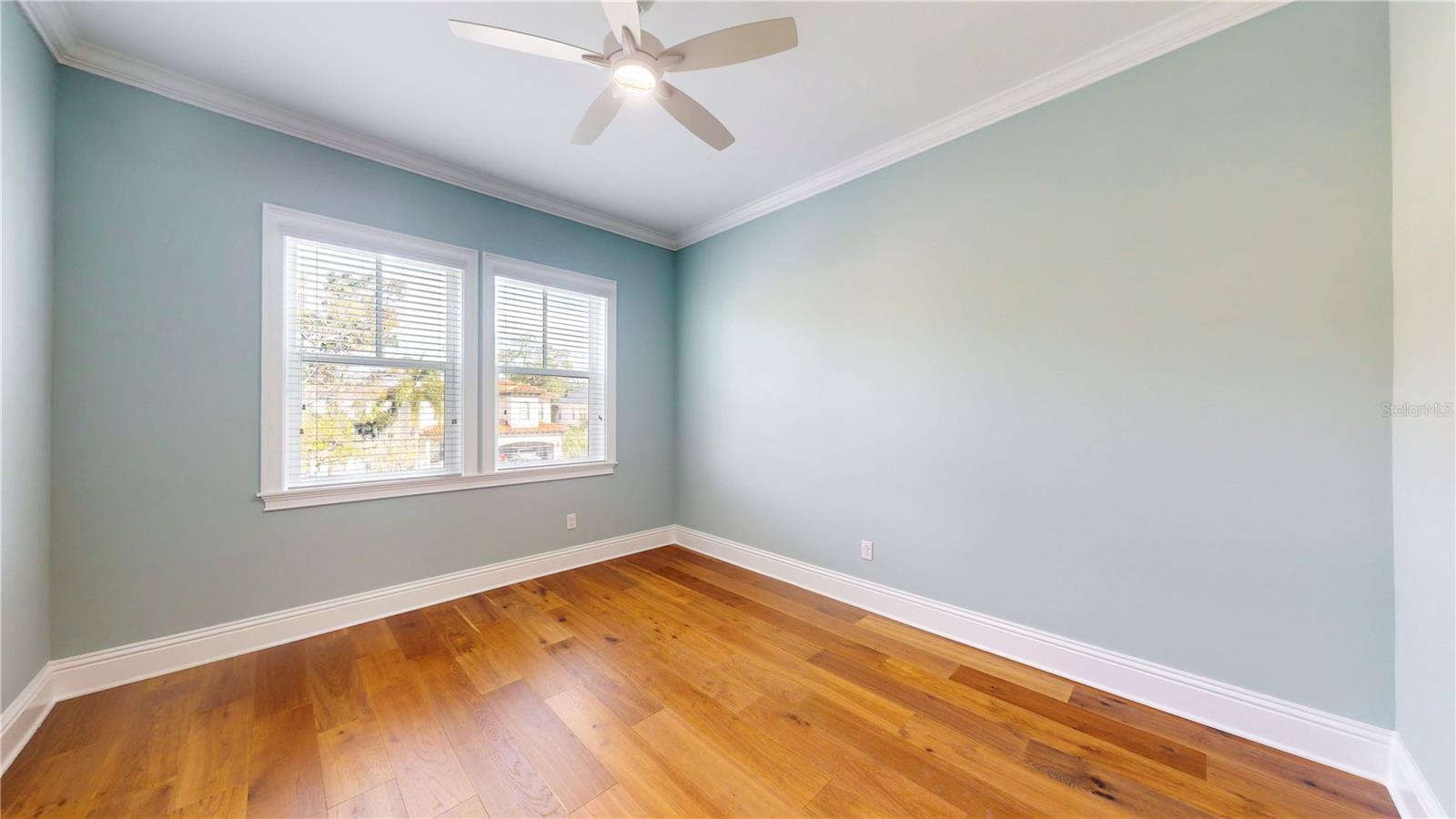 SNELL ISLE BRIGHTBAY - Residential